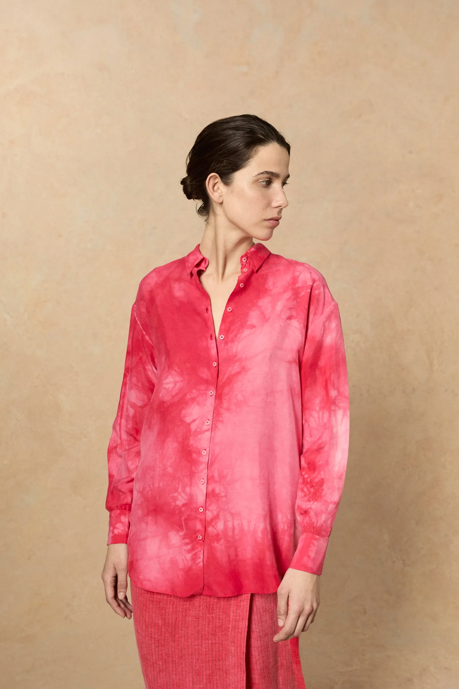 Lupita, camisa en seda pink maltinto sold by Cortana product image thumbnail 4