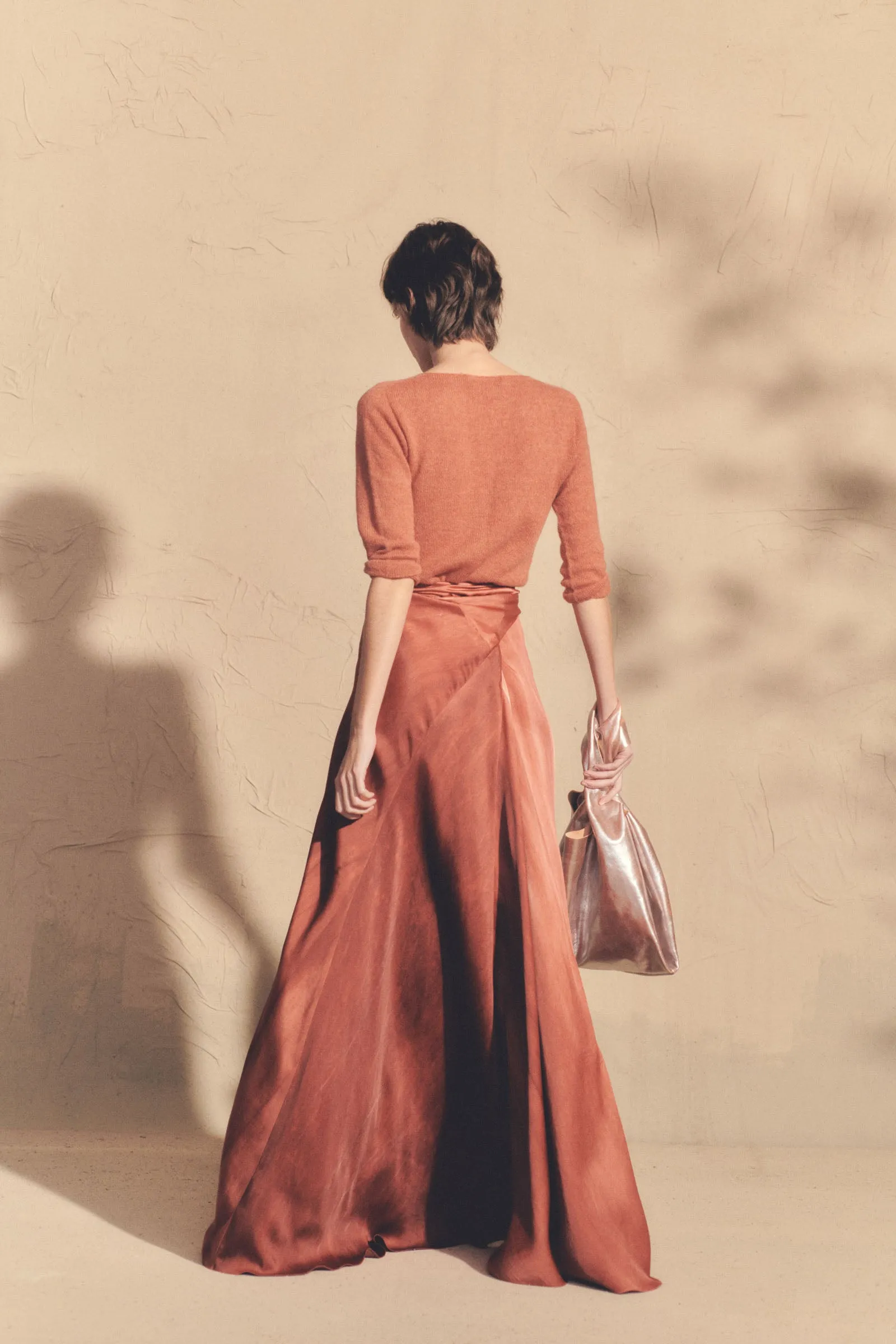 U S, bolso pequeño en cuero plata sold by Cortana product image thumbnail 3