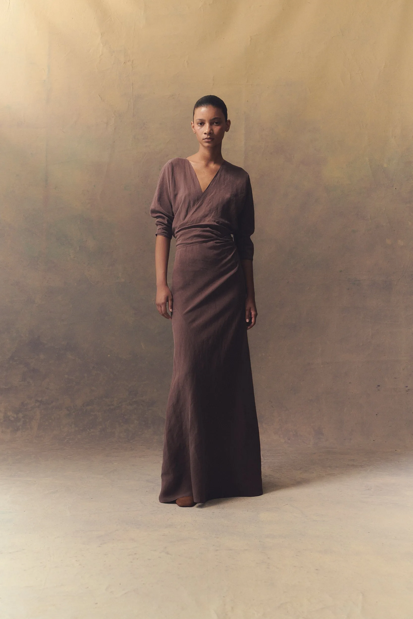 Tanami, vestido largo en lino y seda lila sold by Cortana product image thumbnail 3