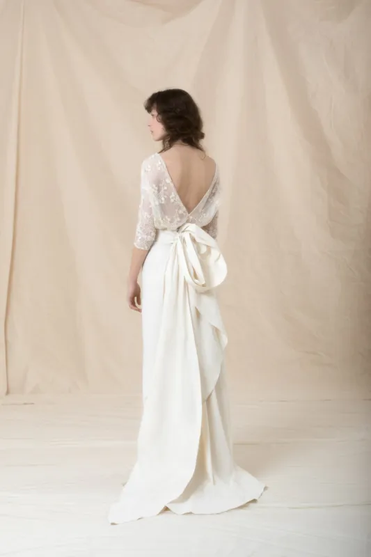 Top Emmanuelle, falda Jara sold by Cortana