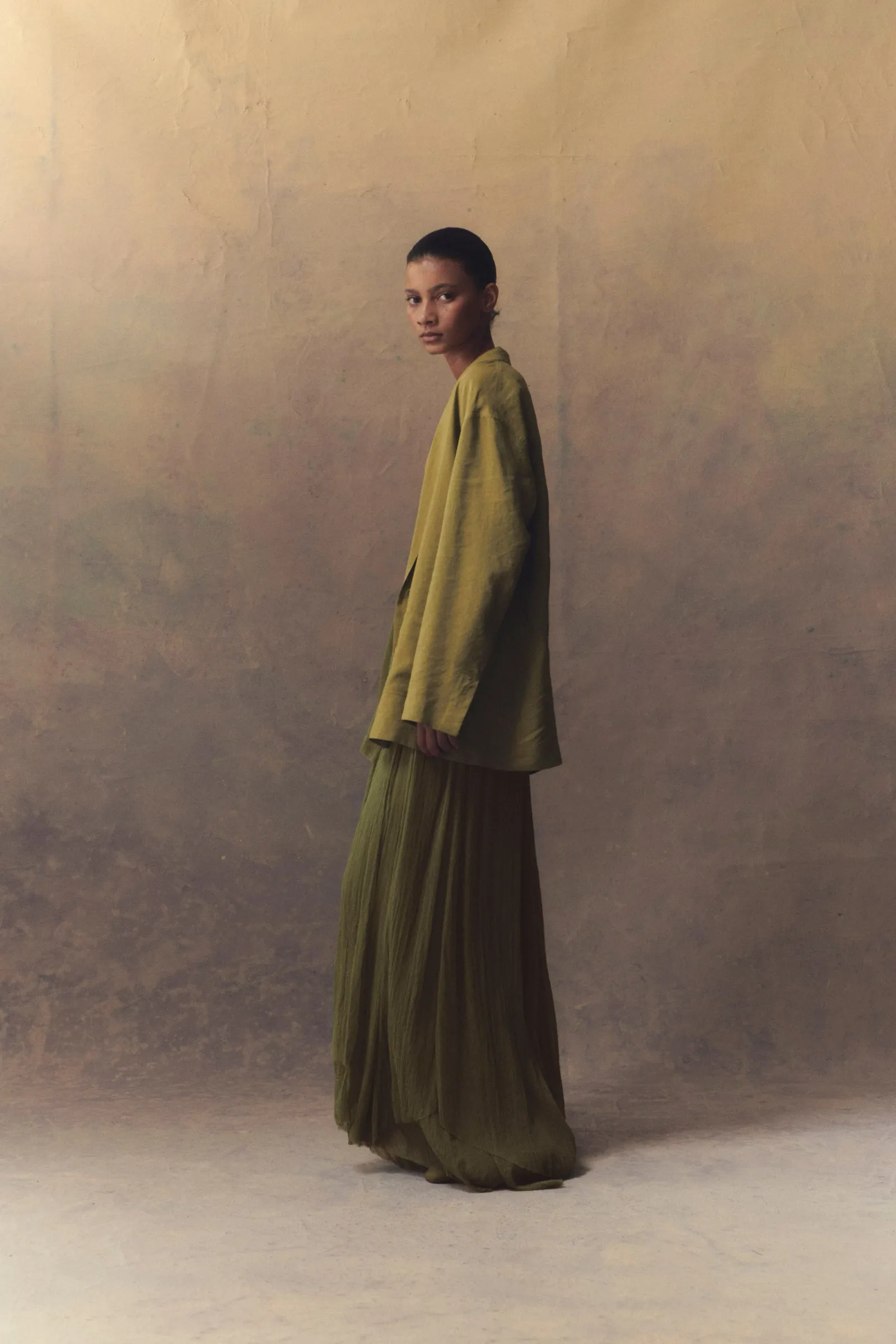 Aurora, falda larga en seda pistachio sold by Cortana product image thumbnail 4