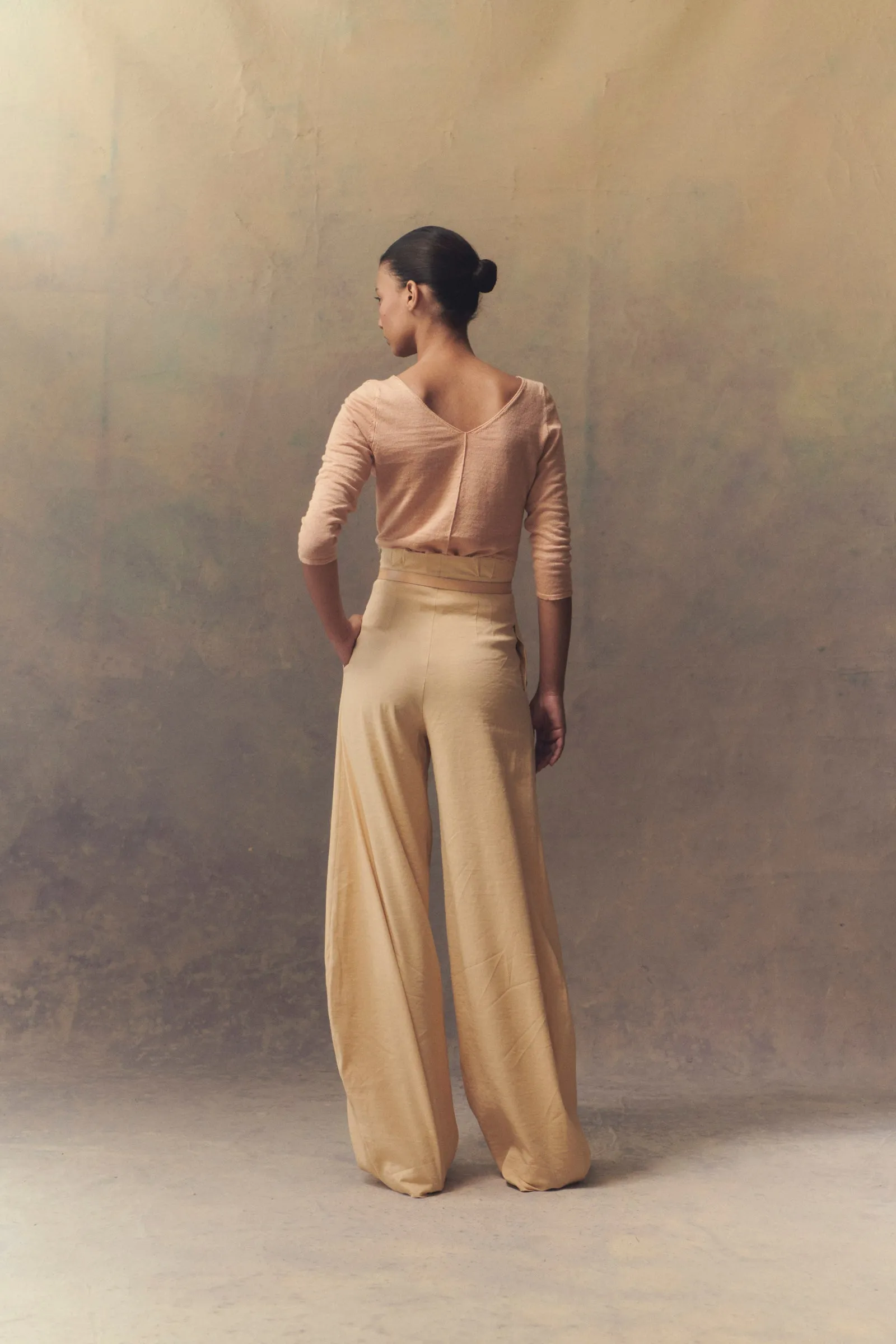 Botanica, jersey en punto de lino melocotón claro sold by Cortana product image thumbnail 5