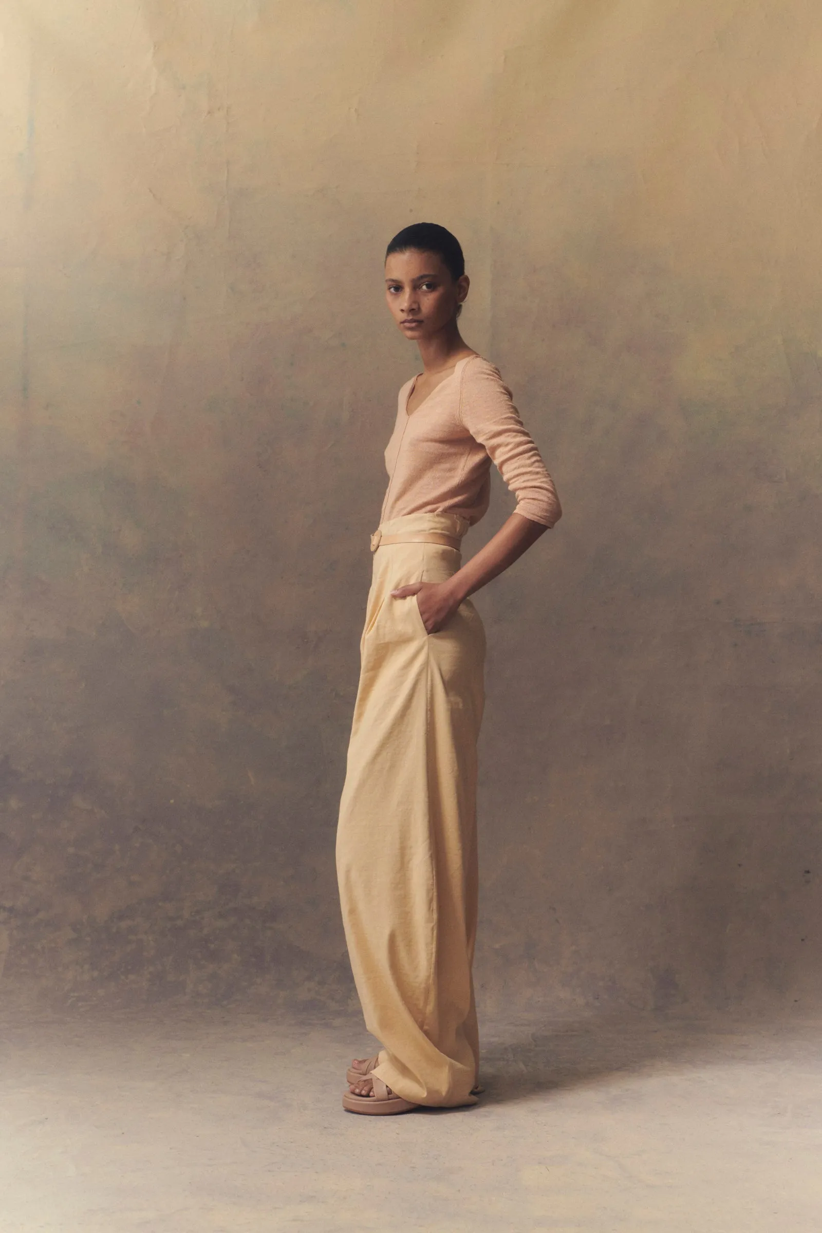 Botanica, jersey en punto de lino melocotón claro sold by Cortana product image thumbnail 4