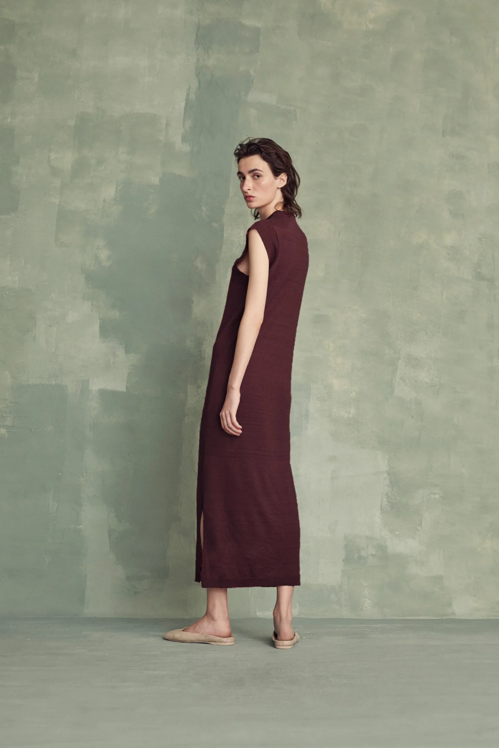 Linuo, vestido en punto de lino granate sold by Cortana product image thumbnail 4