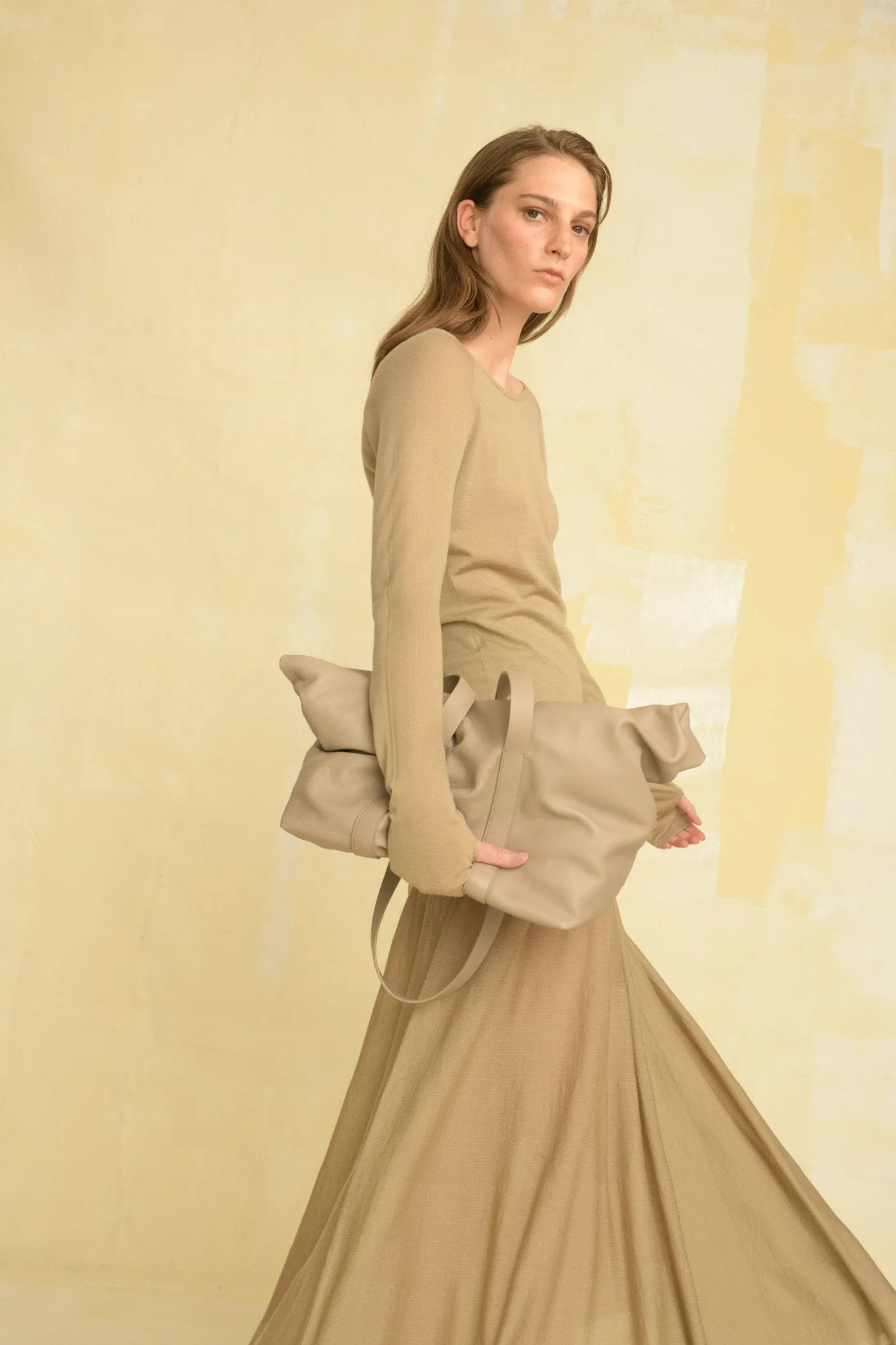 Hano, falda beige en lana merino sold by Cortana product image thumbnail 2