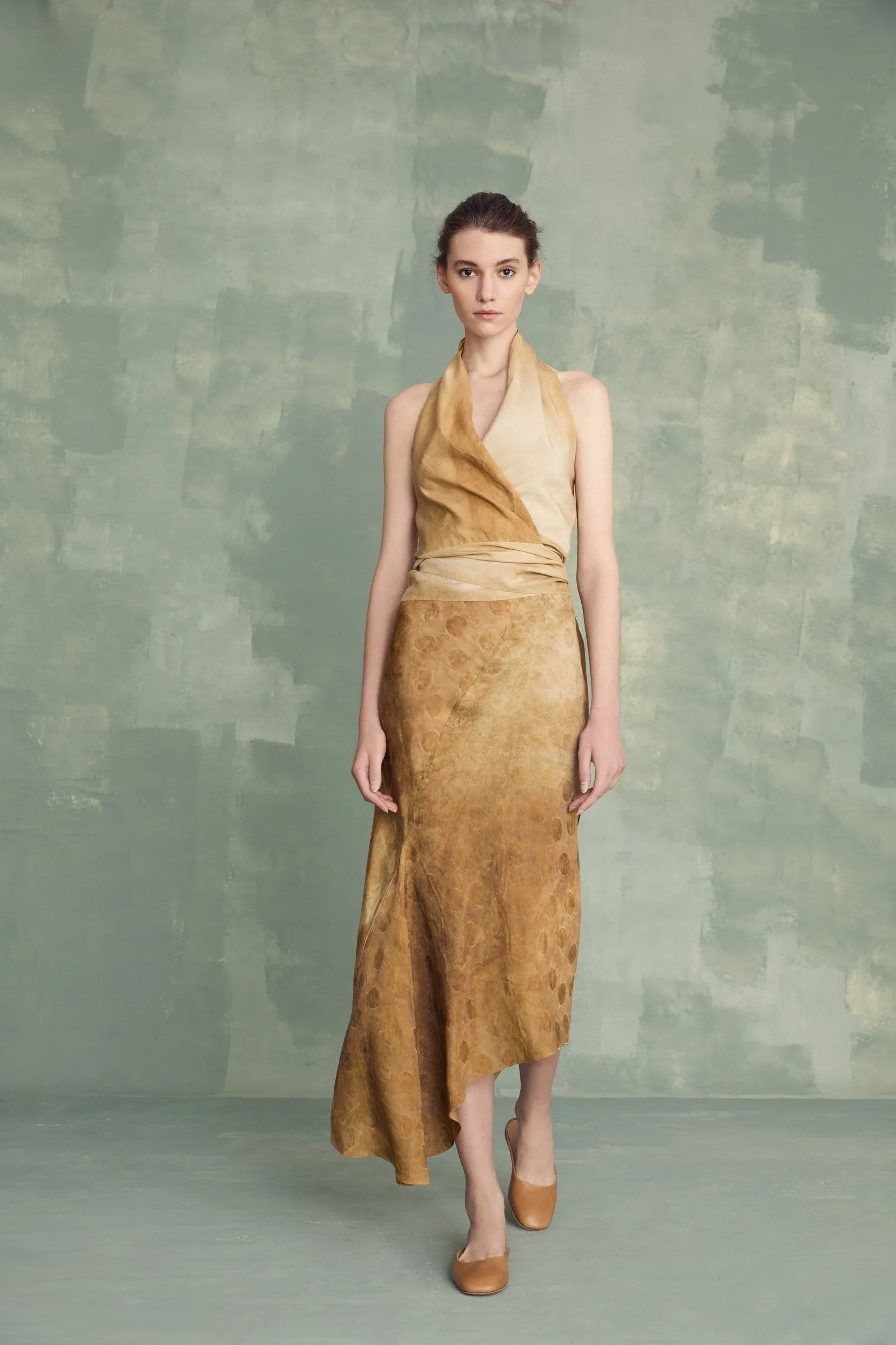 Barita, falda en jacquard de lunares oro sold by Cortana product image thumbnail 3