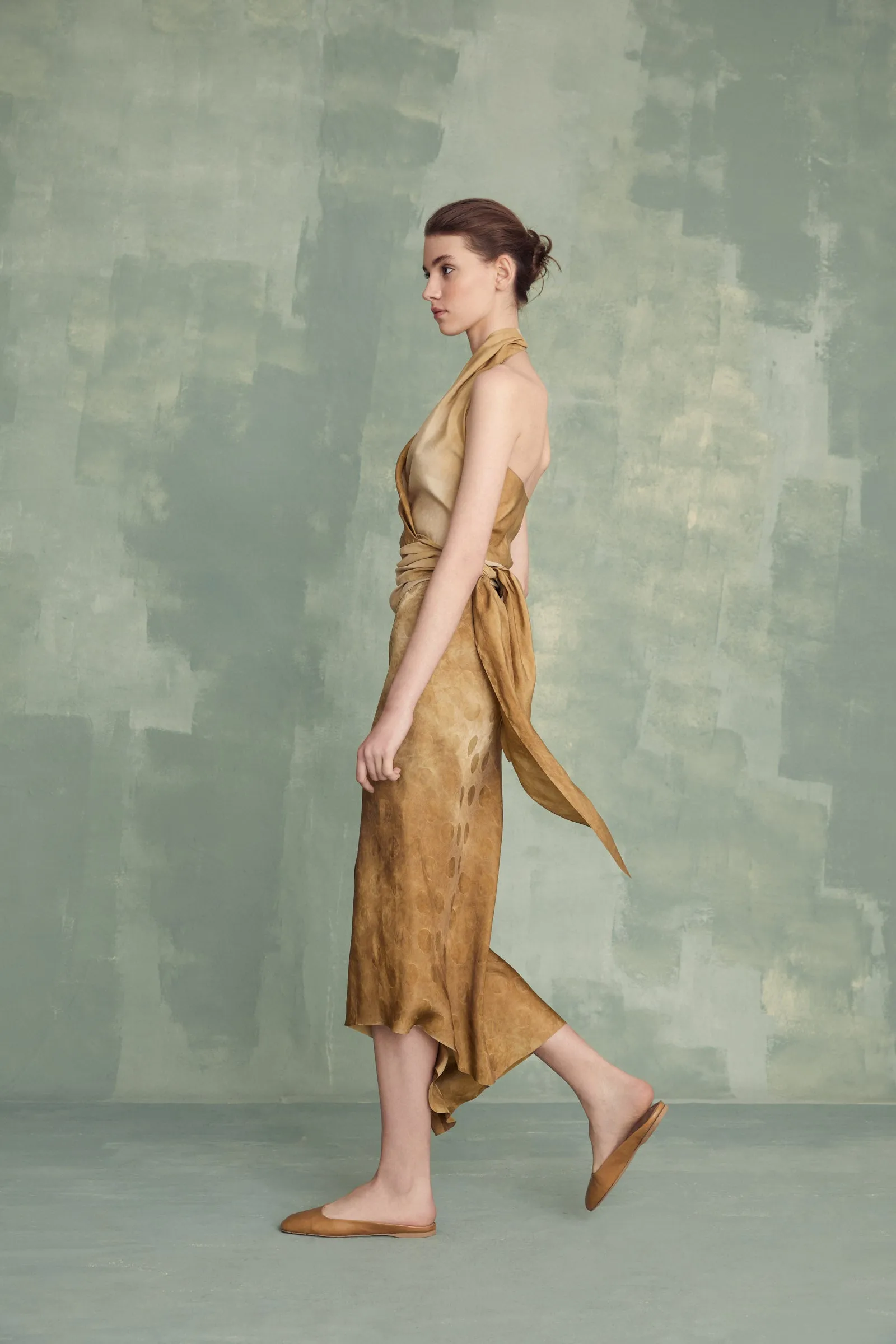 Barita, falda en jacquard de lunares oro sold by Cortana product image thumbnail 5