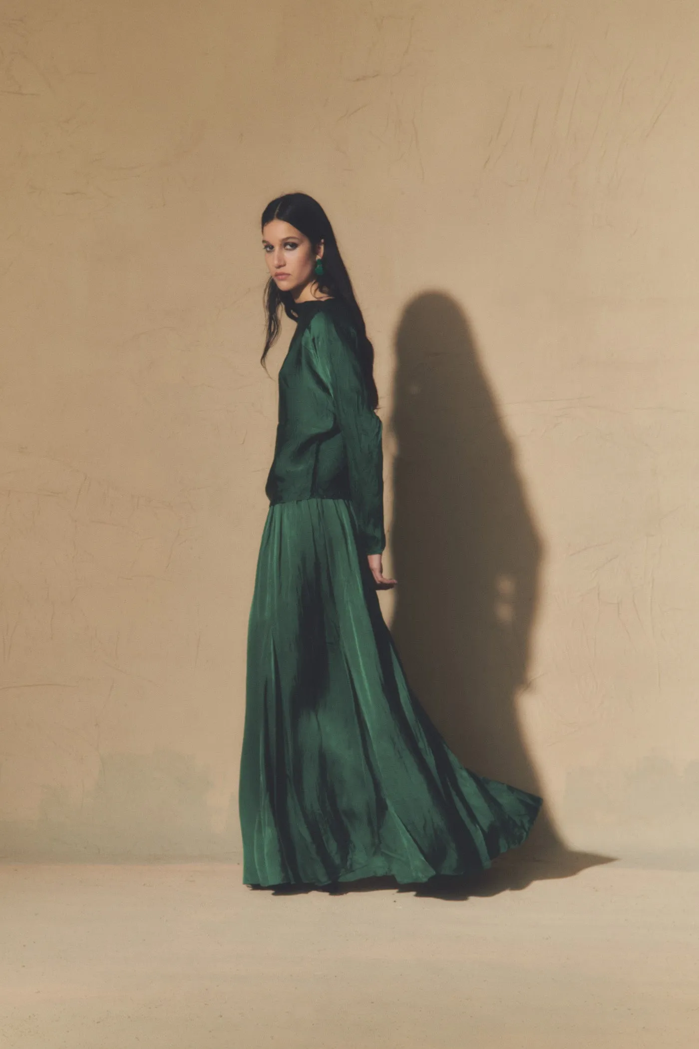 Oona, top en cupro negro sold by Cortana product image thumbnail 4