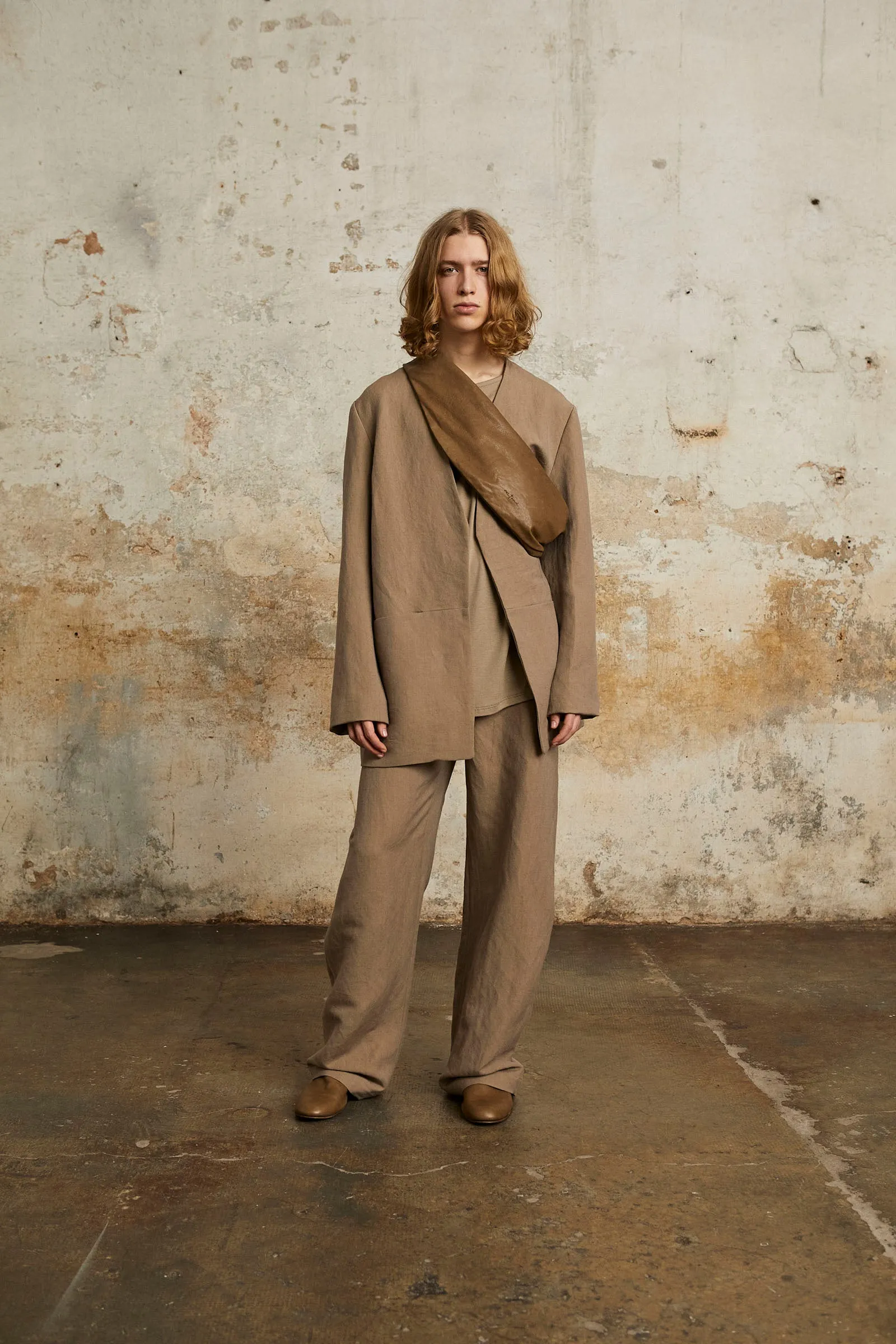 Rocco, chaqueta en lino y lana virgen gris sold by Cortana product image thumbnail 2