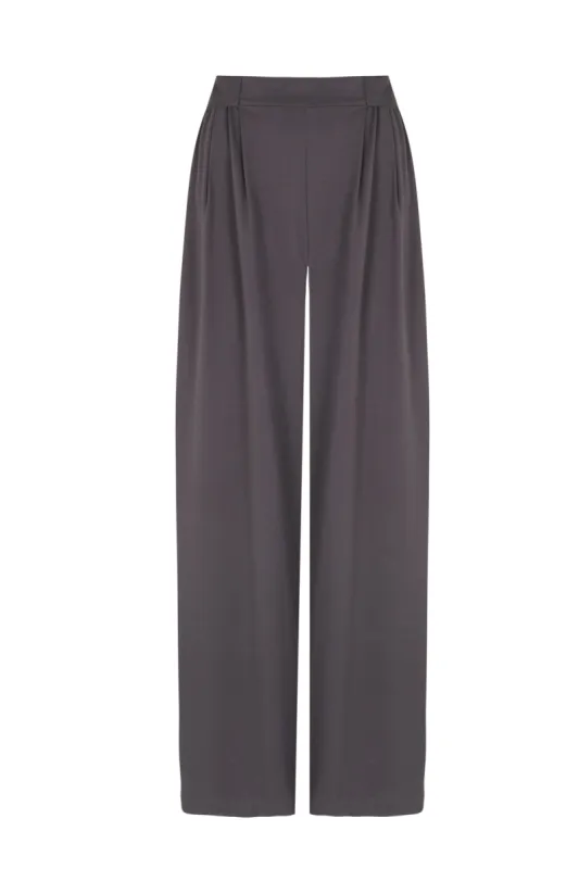 Kaz, pantalon de seda gris plomo sold by Cortana