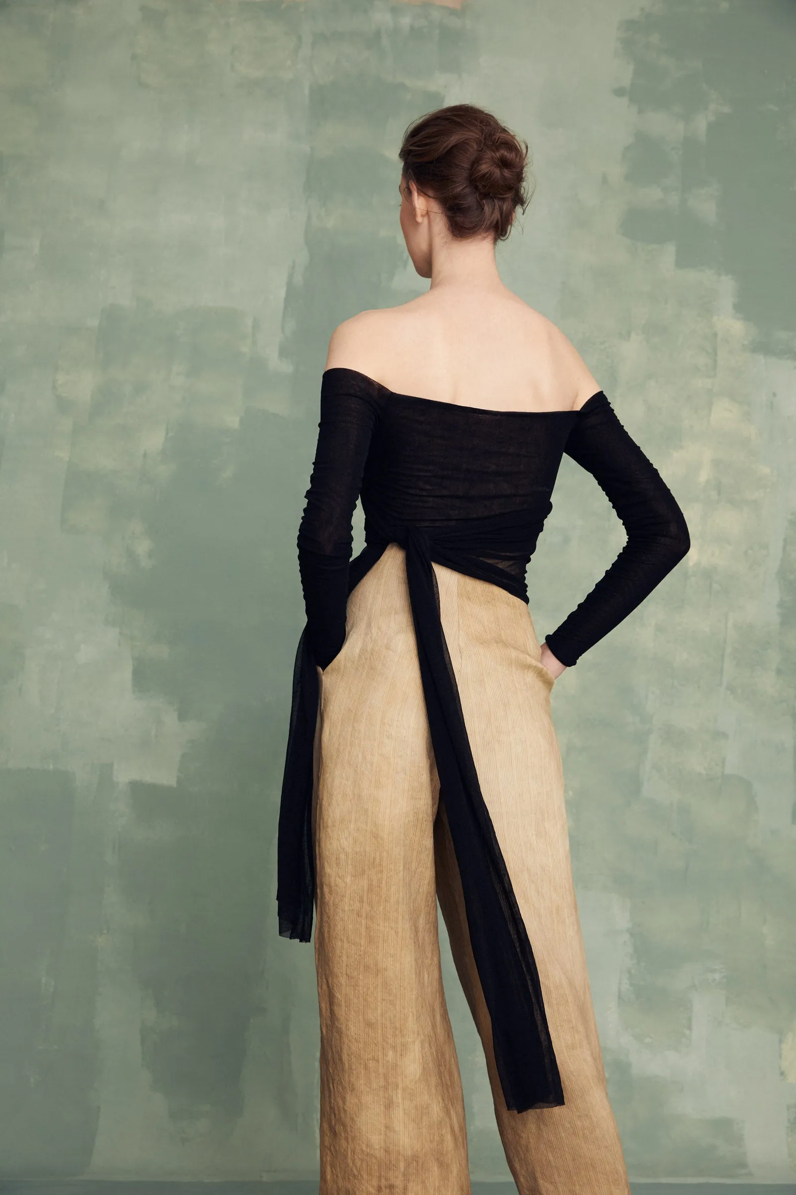 Tula, crop top en tul de seda sold by Cortana product image thumbnail 5