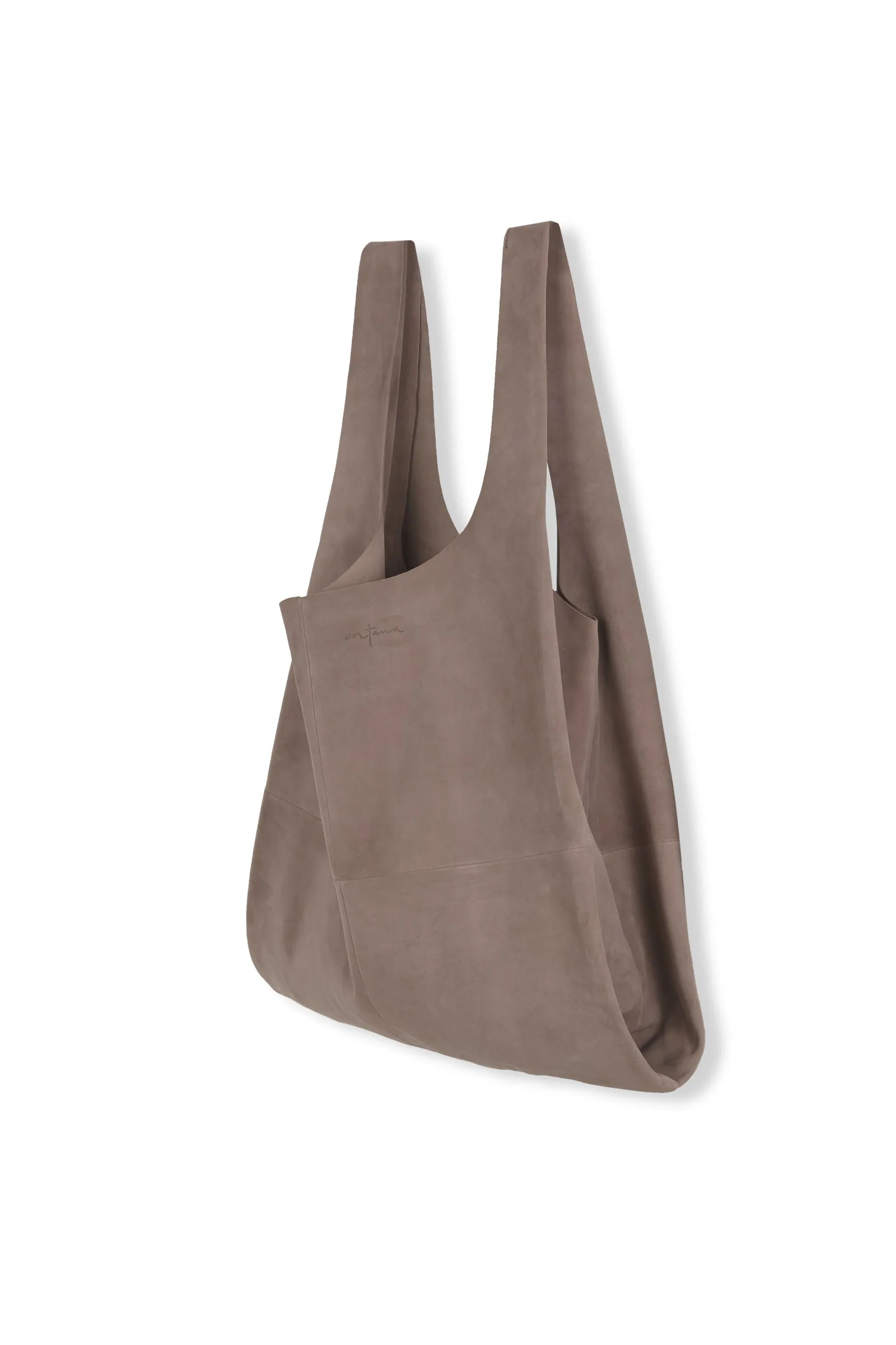 U XL, bolso de ante cacao sold by Cortana