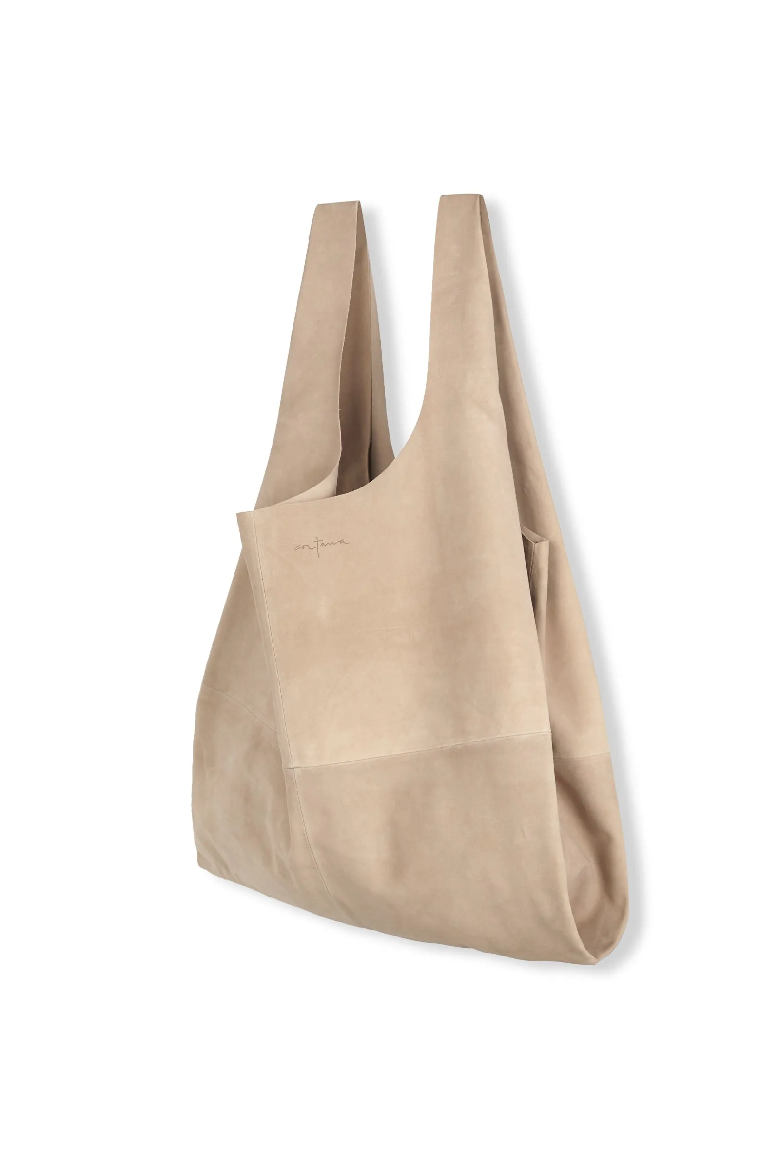 U XL, bolso de ante beige sold by Cortana