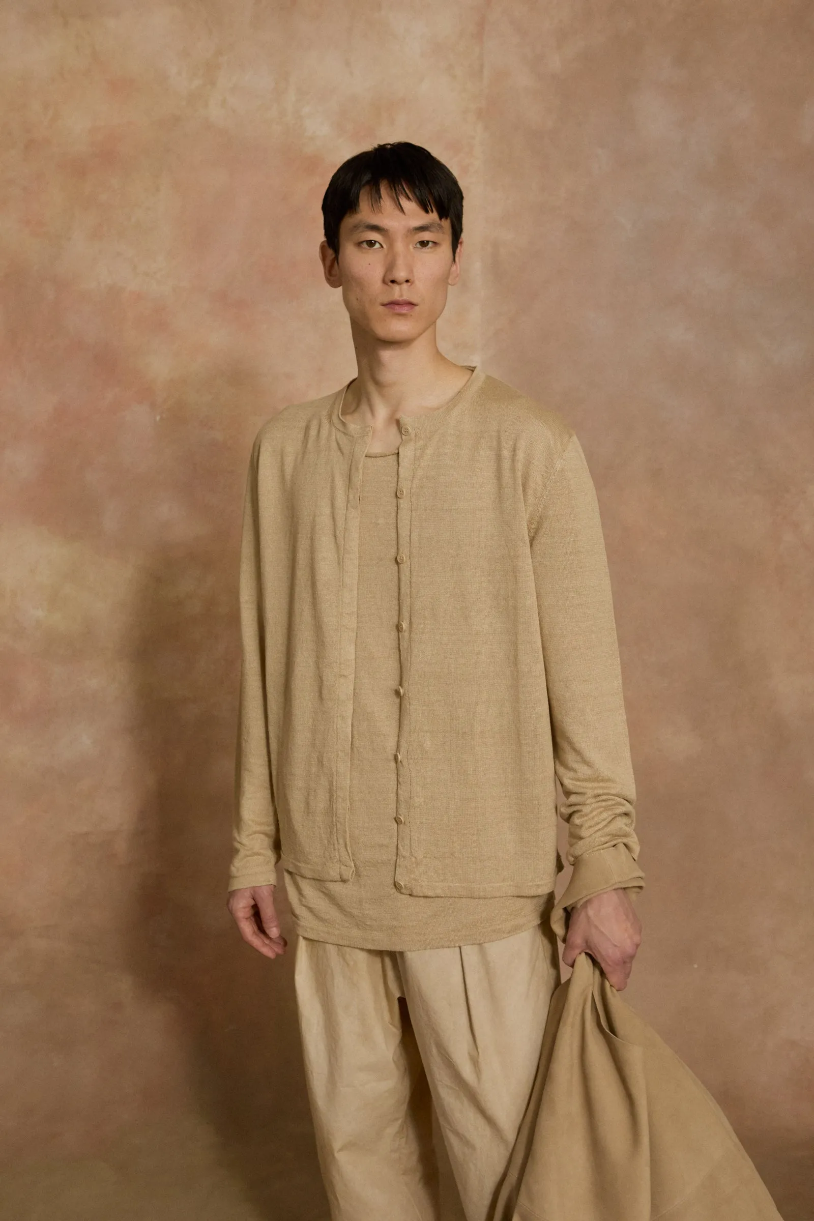 Lian, cardigan de punto de lino beige sold by Cortana product image thumbnail 2