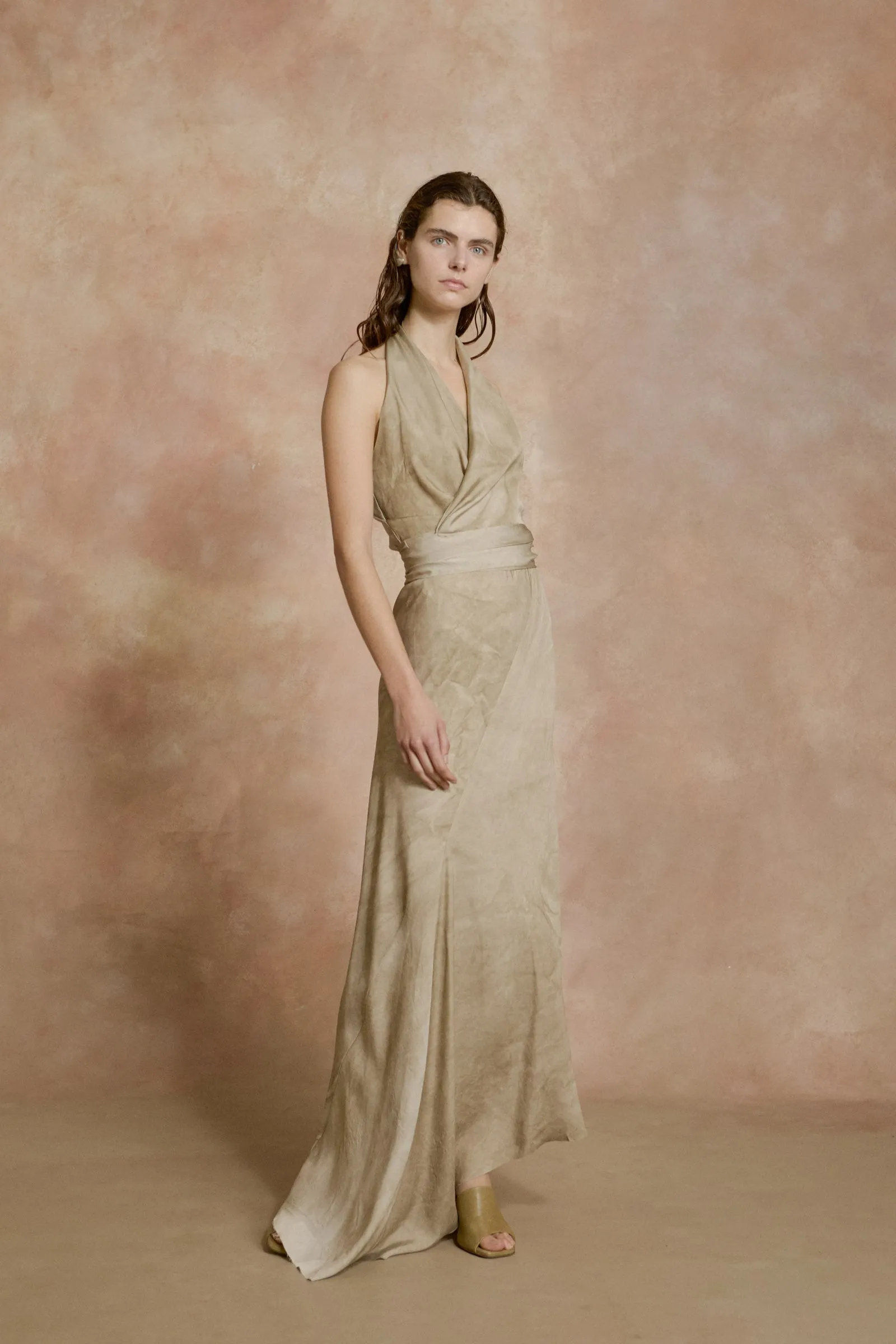 Ave, top halter nacar maltinto sold by Cortana product image thumbnail 4