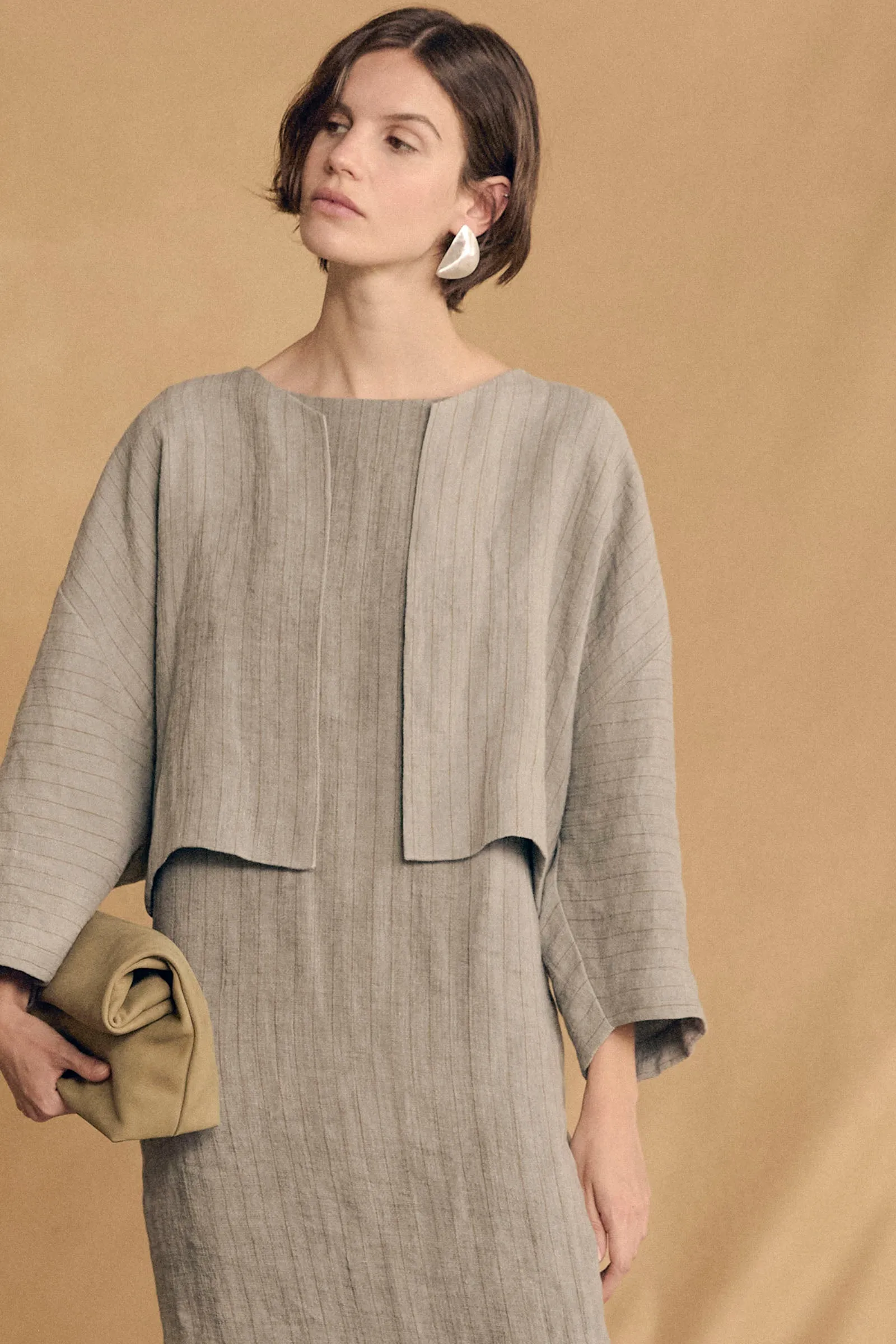 Lupe, chaqueta de lino de rayas azul cielo sold by Cortana product image thumbnail 2