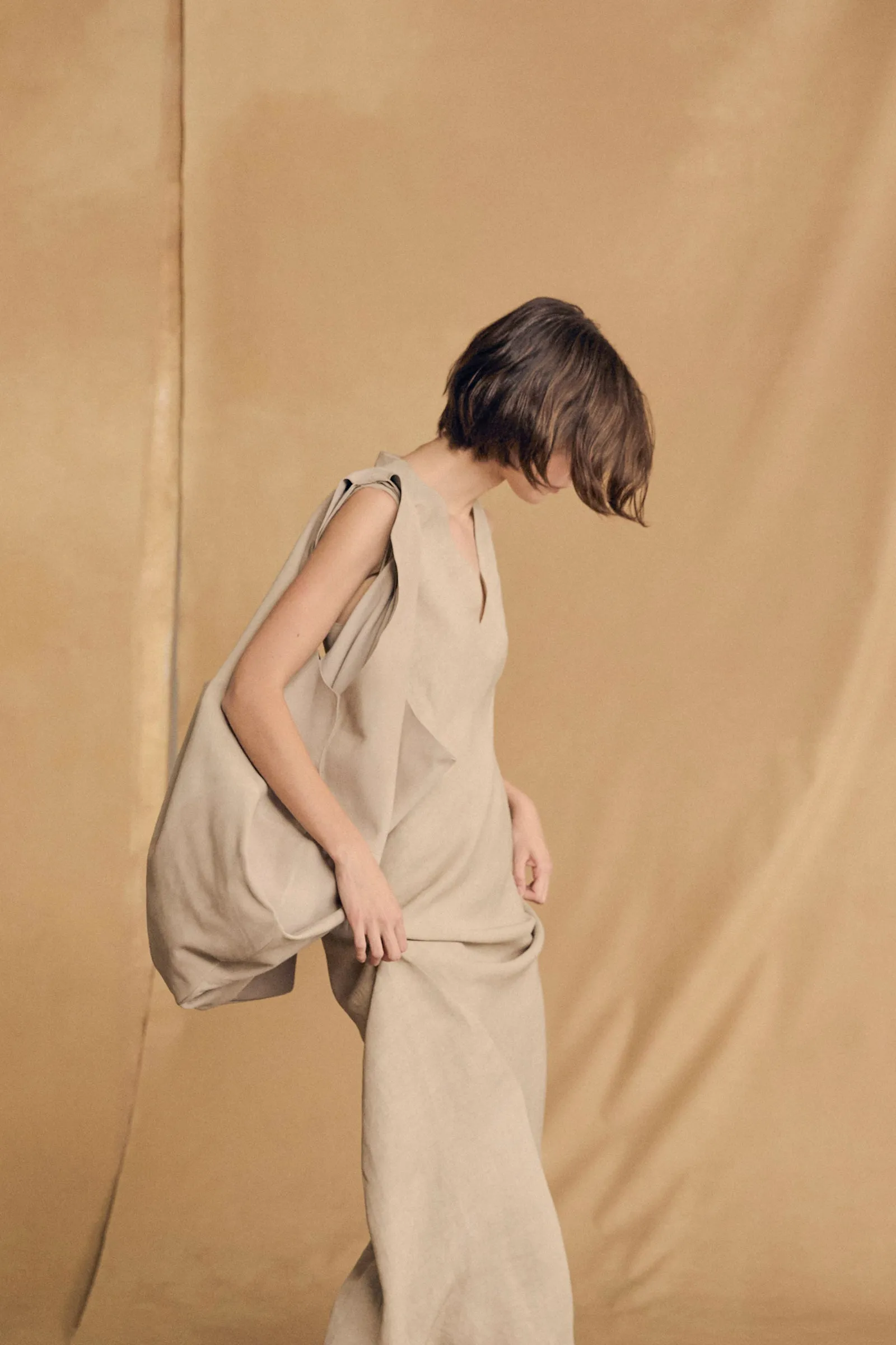 U XL, bolso de ante piedra sold by Cortana product image thumbnail 2