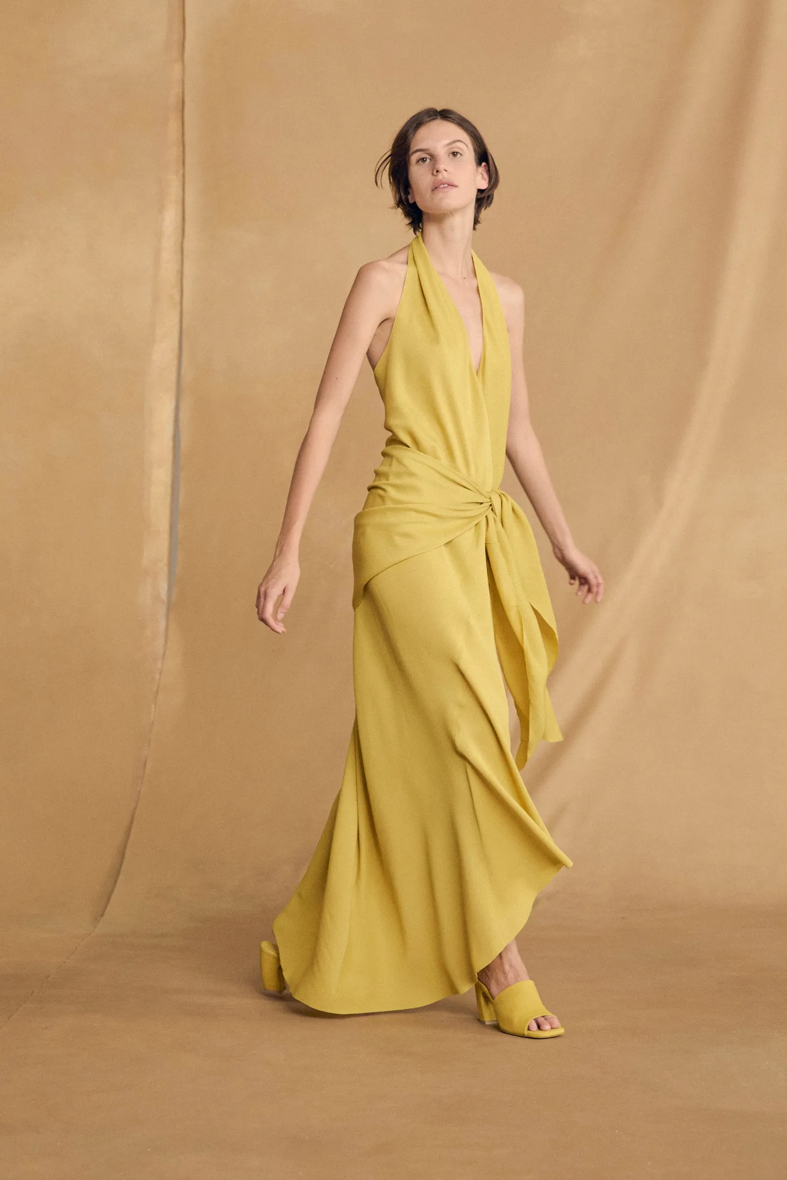 Janis, mules de ante amarillo sold by Cortana product image thumbnail 4