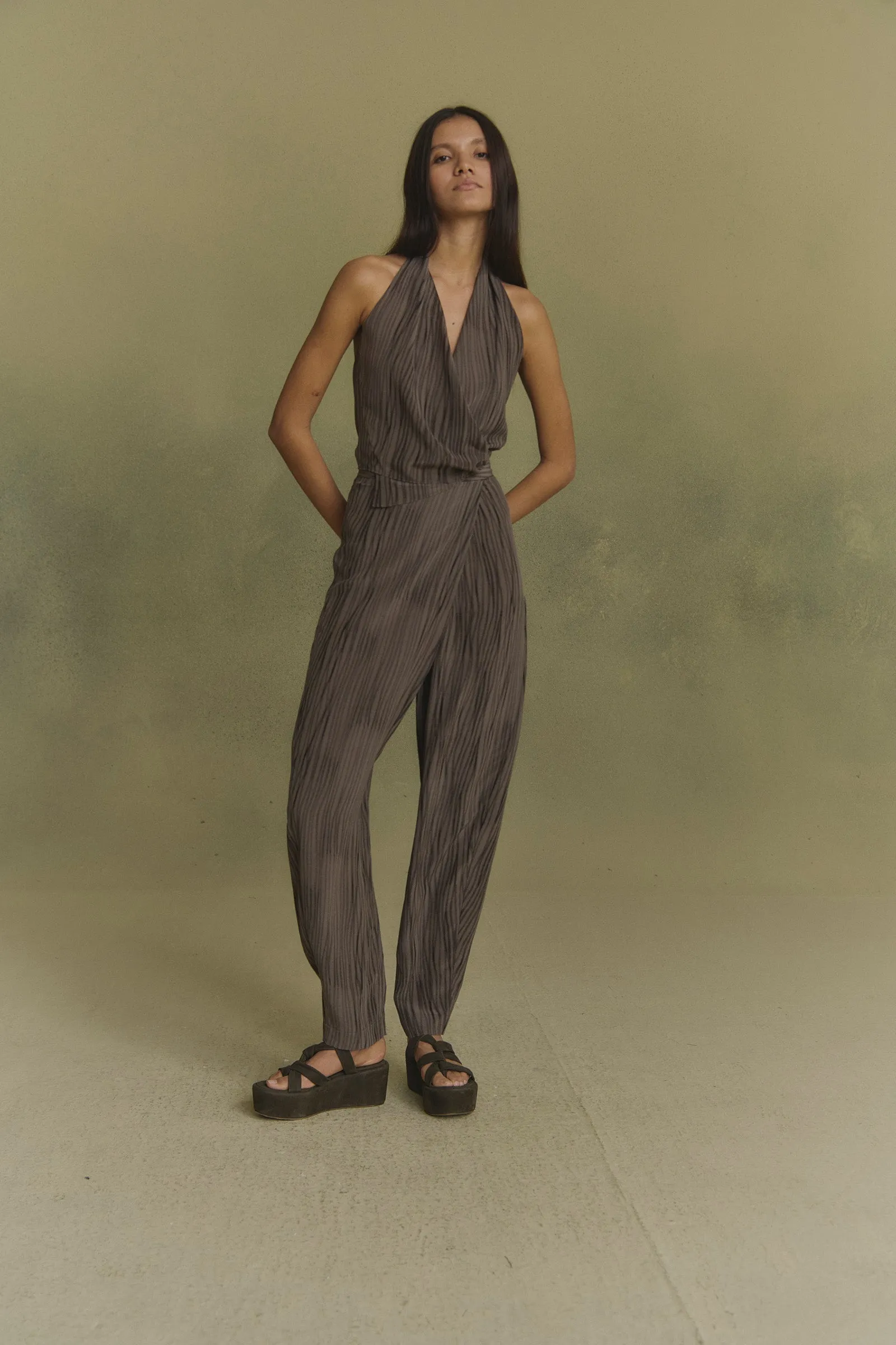 Etna, top de seda dots print sold by Cortana product image thumbnail 4