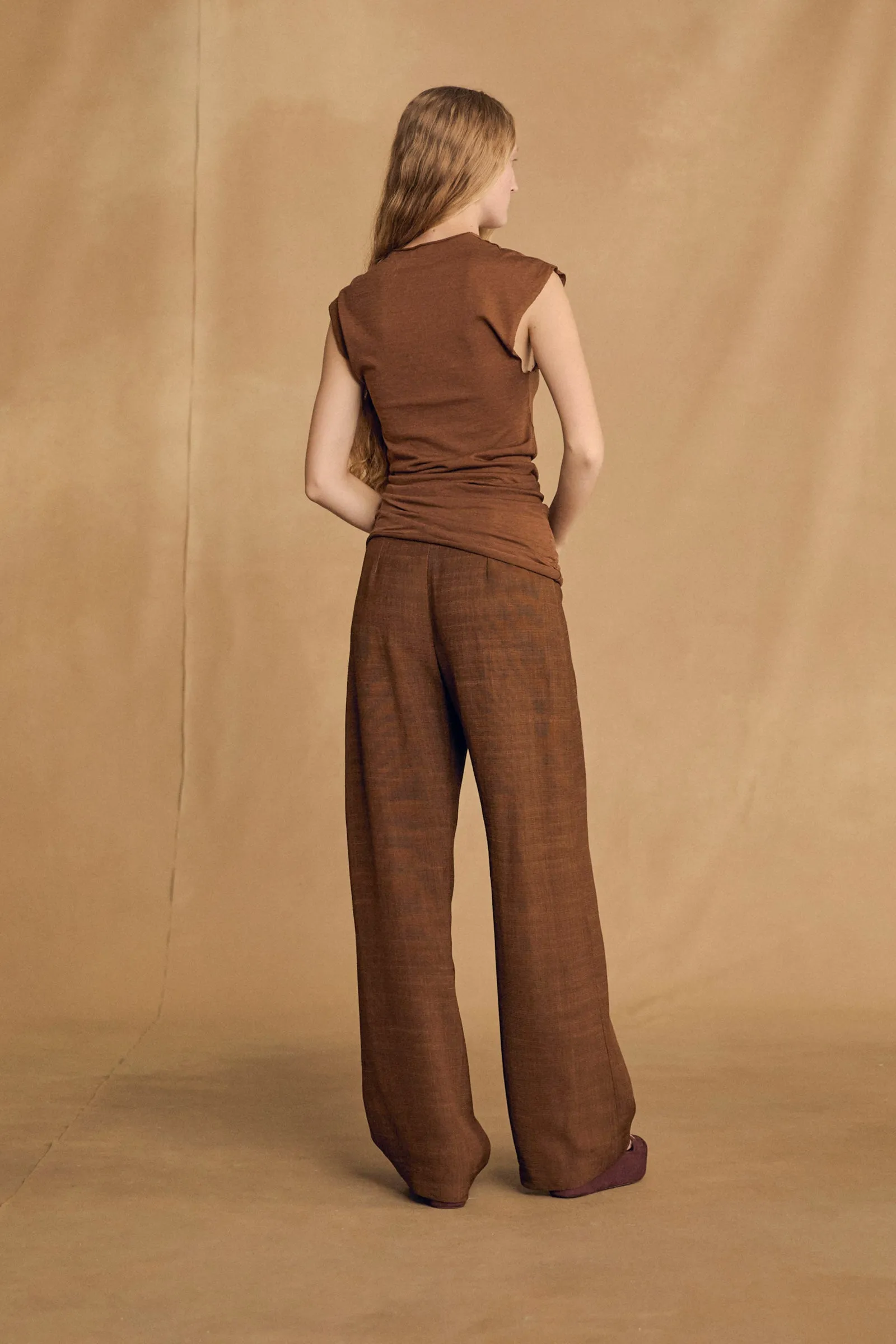 Donia, top de punto canela sold by Cortana product image thumbnail 4