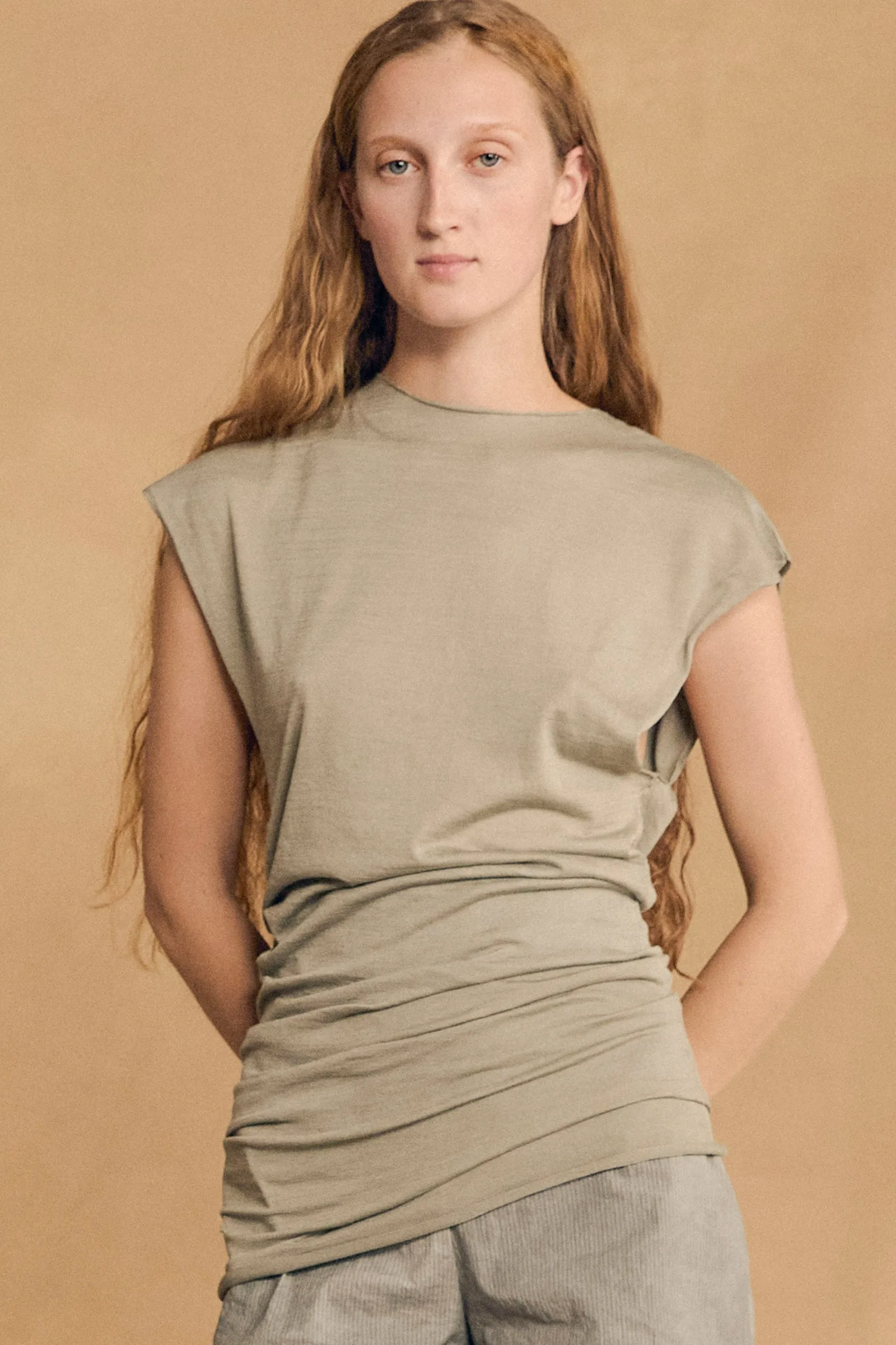 Donia, top de punto kaki claro sold by Cortana product image thumbnail 4