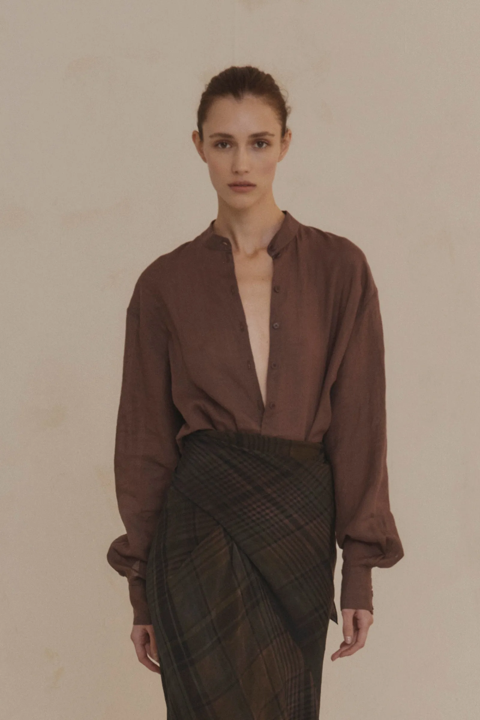 Raoul, camisa en ramio marron morado sold by Cortana product image thumbnail 2