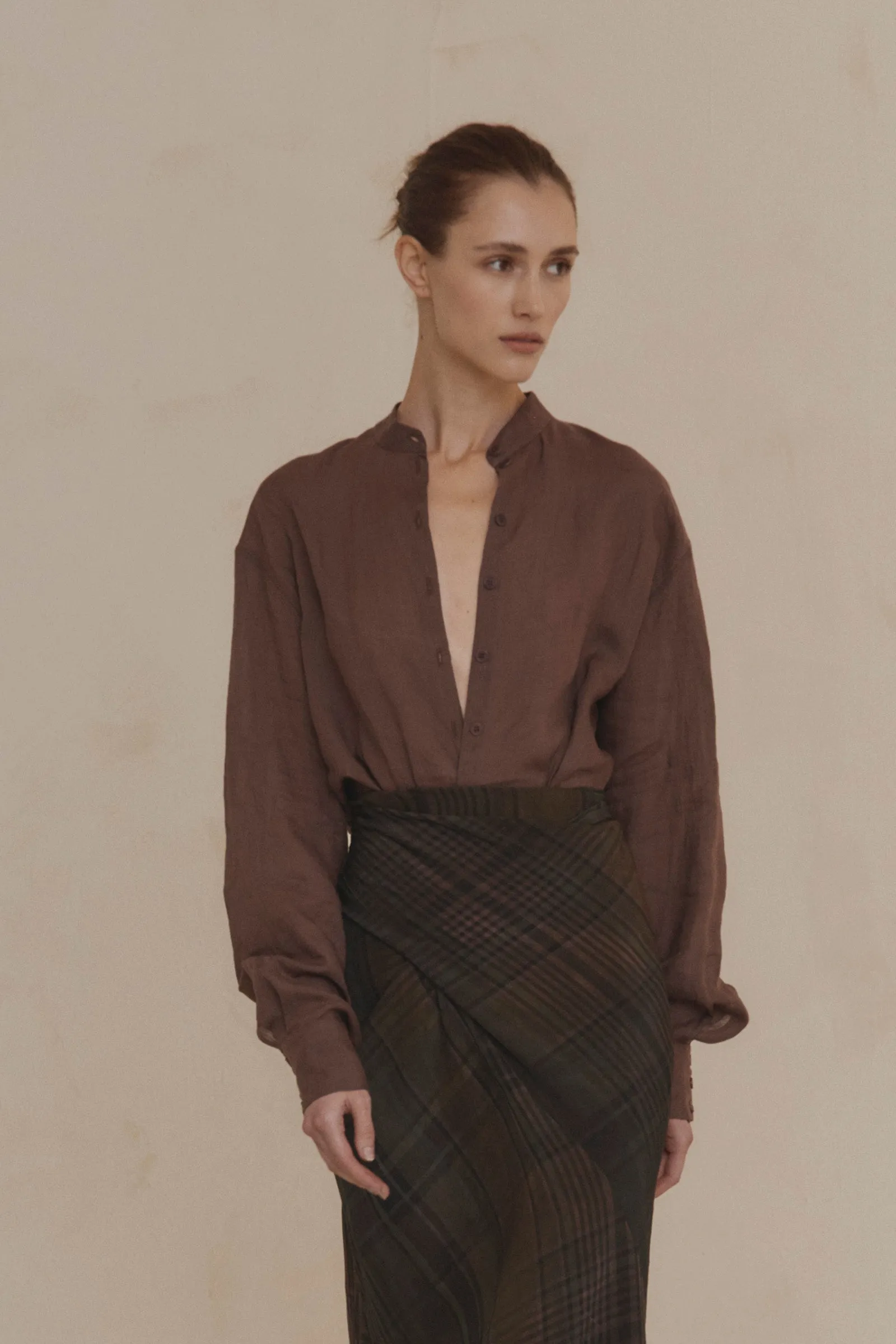 Raoul, camisa en ramio marron morado sold by Cortana product image thumbnail 5