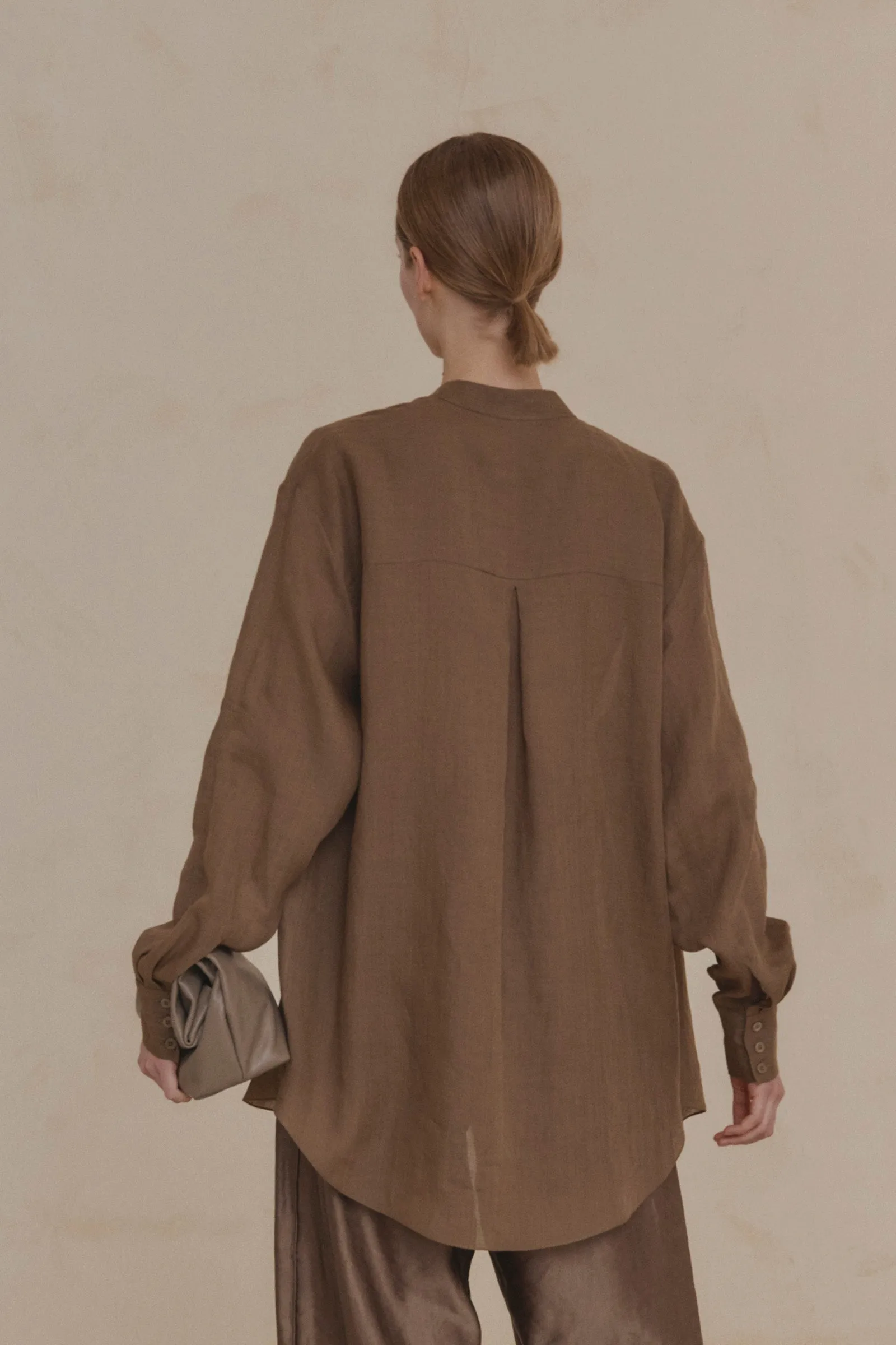 Raoul, camisa en ramio moca sold by Cortana product image thumbnail 5