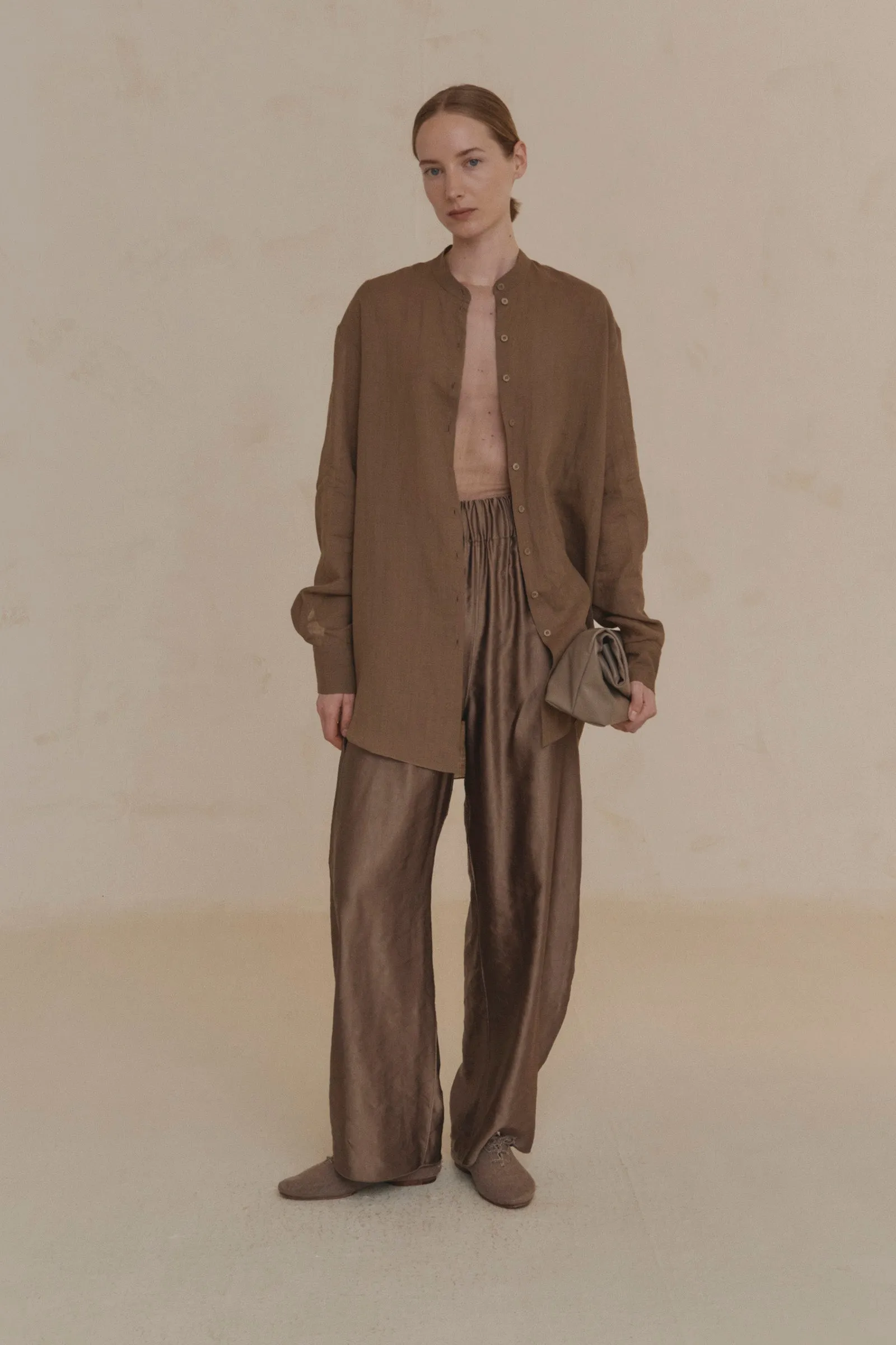 Raoul, camisa en ramio moca sold by Cortana product image thumbnail 4