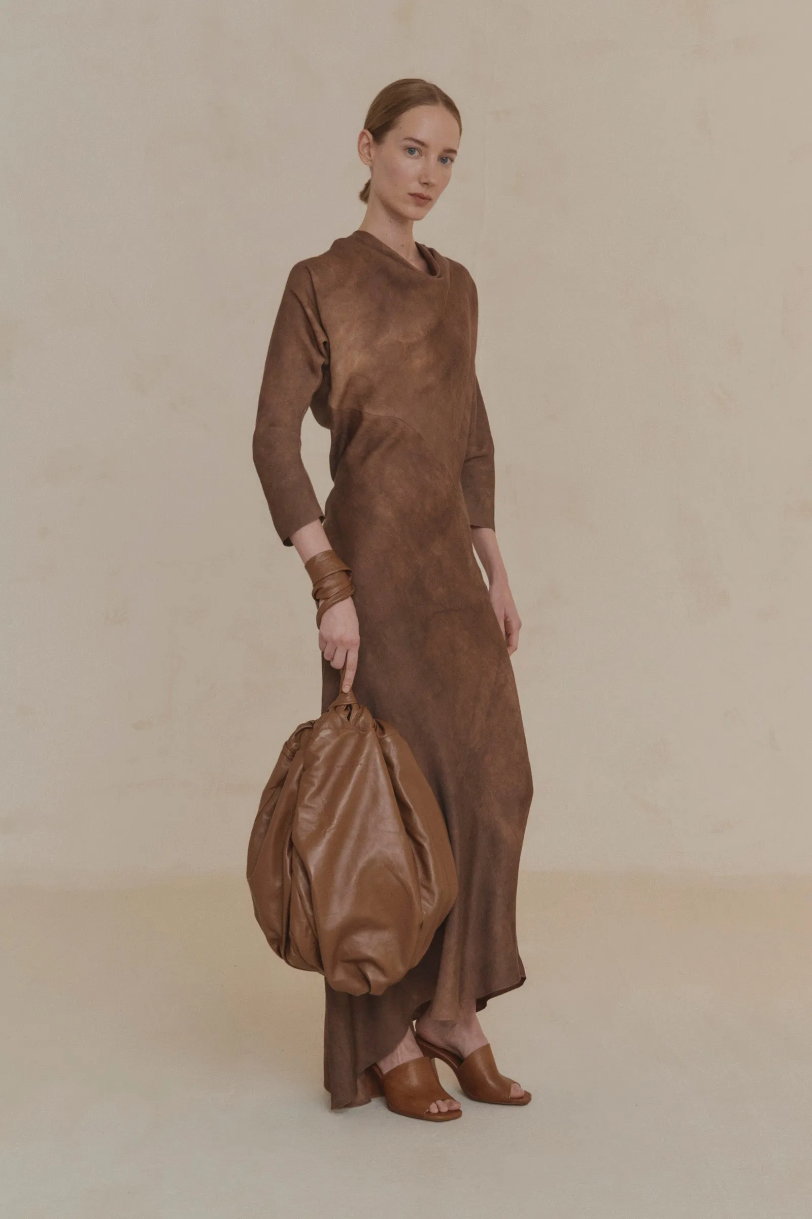 Janis, mules de piel henna sold by Cortana product image thumbnail 4