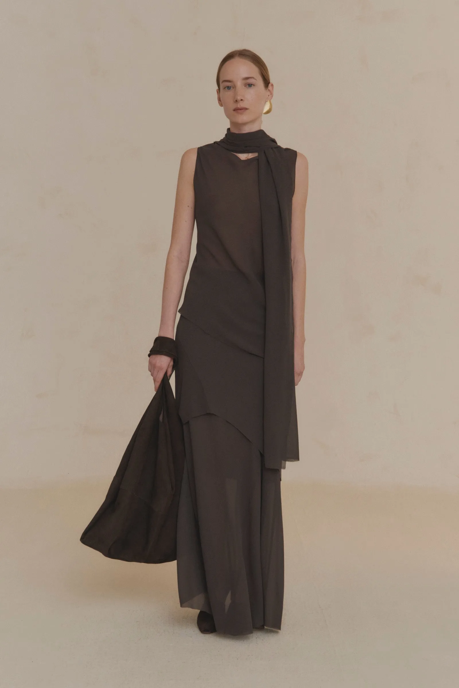 U XL, bolso de ante marron oscuro sold by Cortana product image thumbnail 4