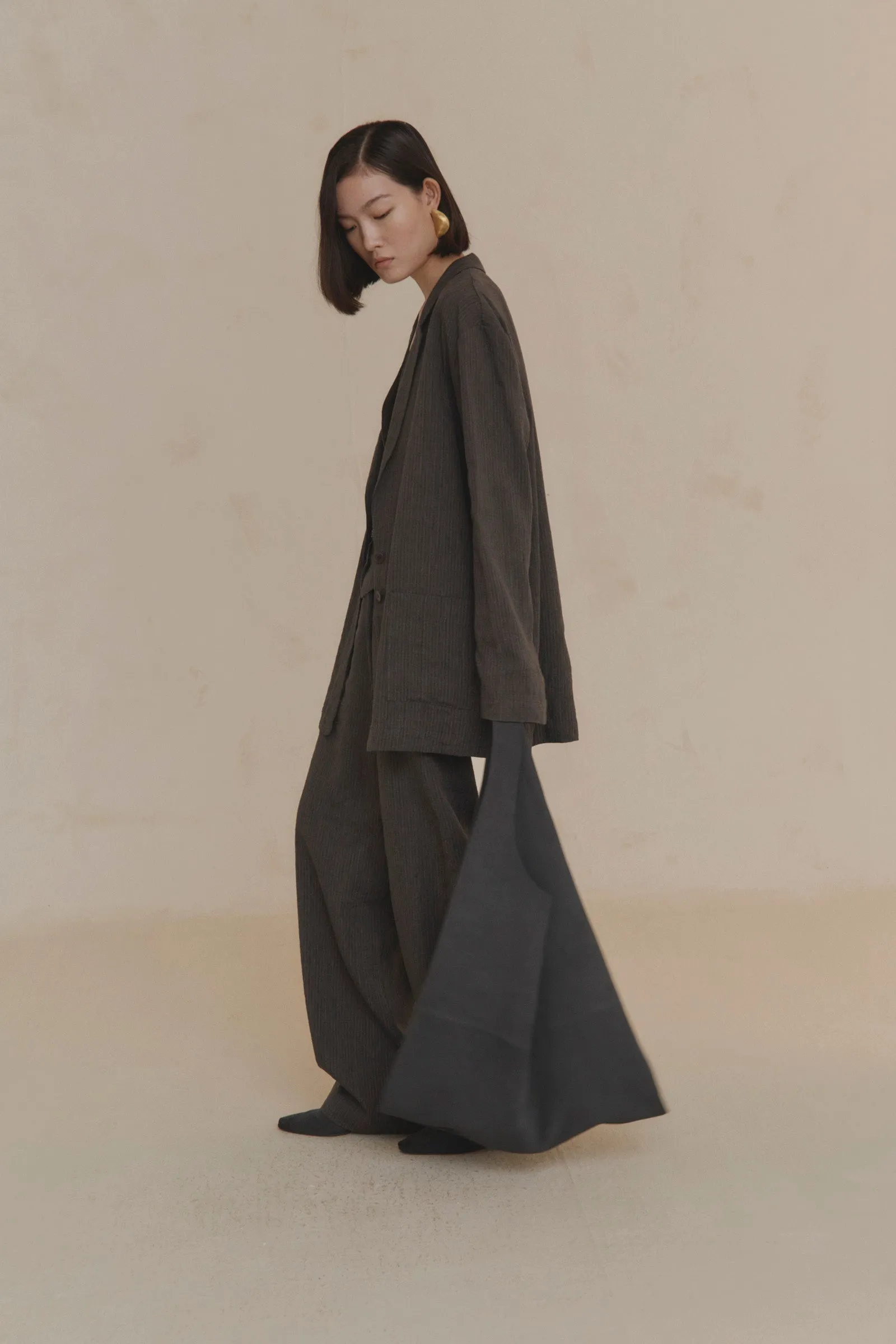 U XL, bolso de ante marron oscuro sold by Cortana product image thumbnail 2