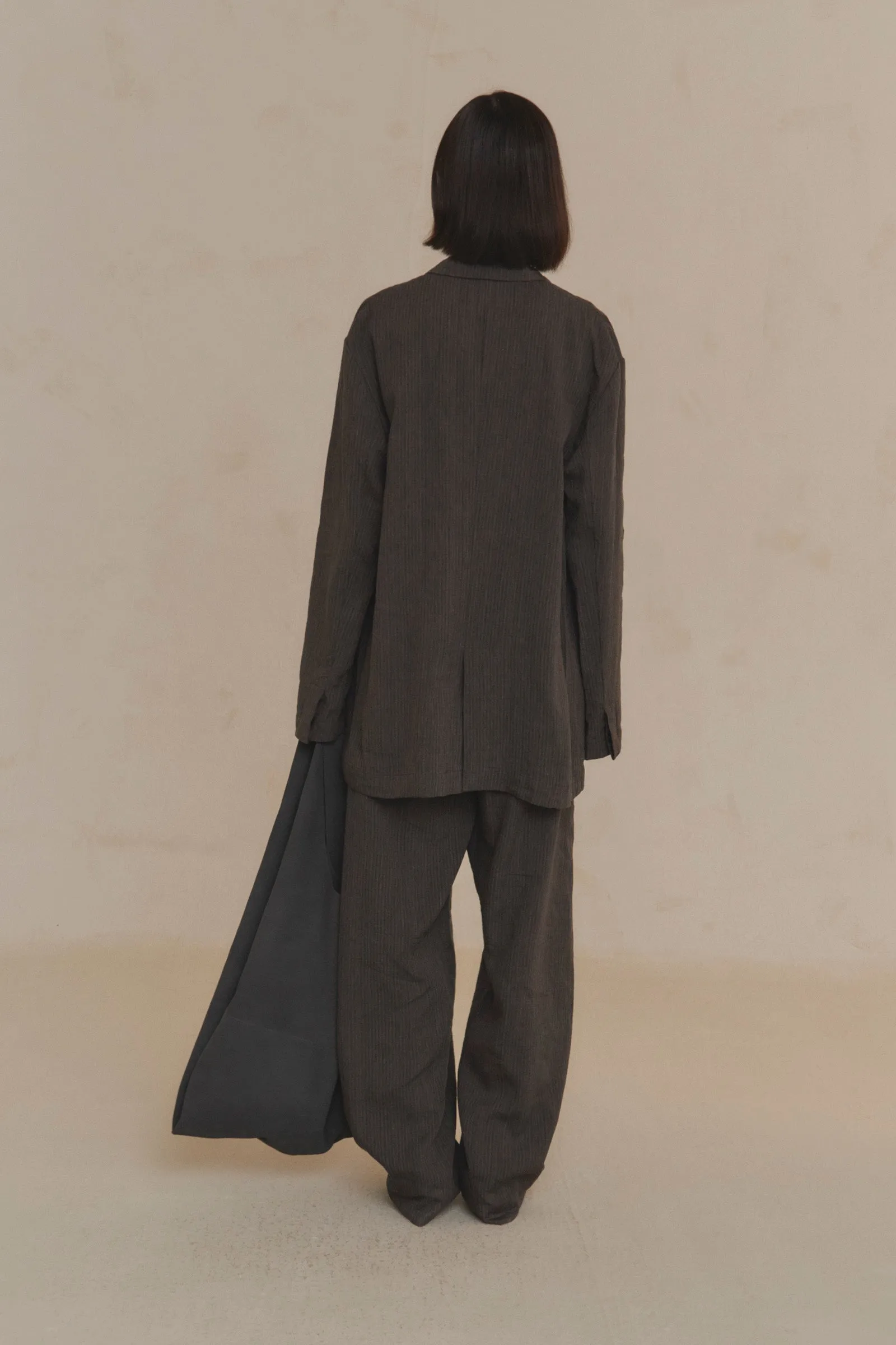 U XL, bolso de ante marron oscuro sold by Cortana product image thumbnail 3