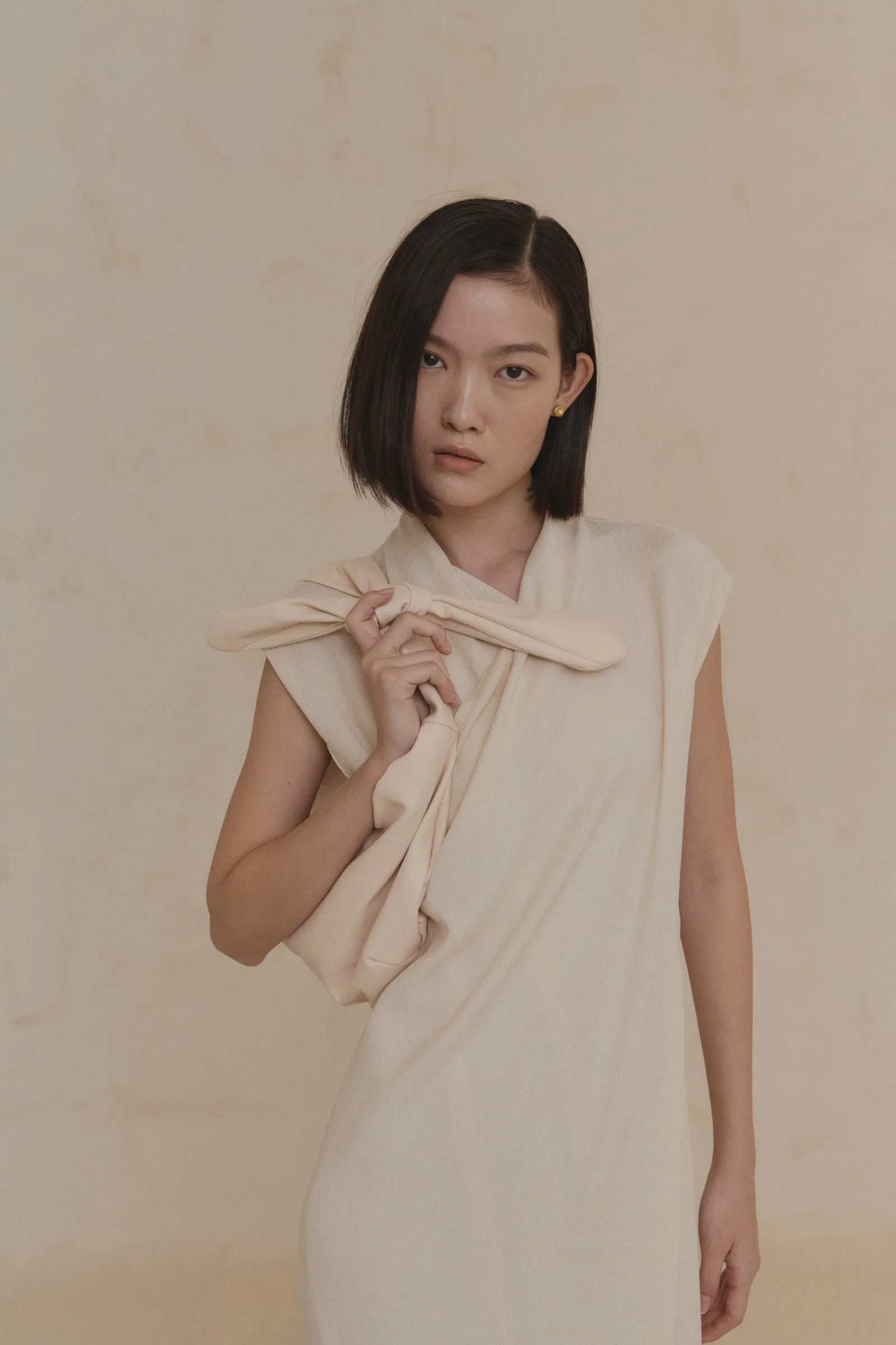 Jin S, riñonera de cuero arena sold by Cortana product image thumbnail 5