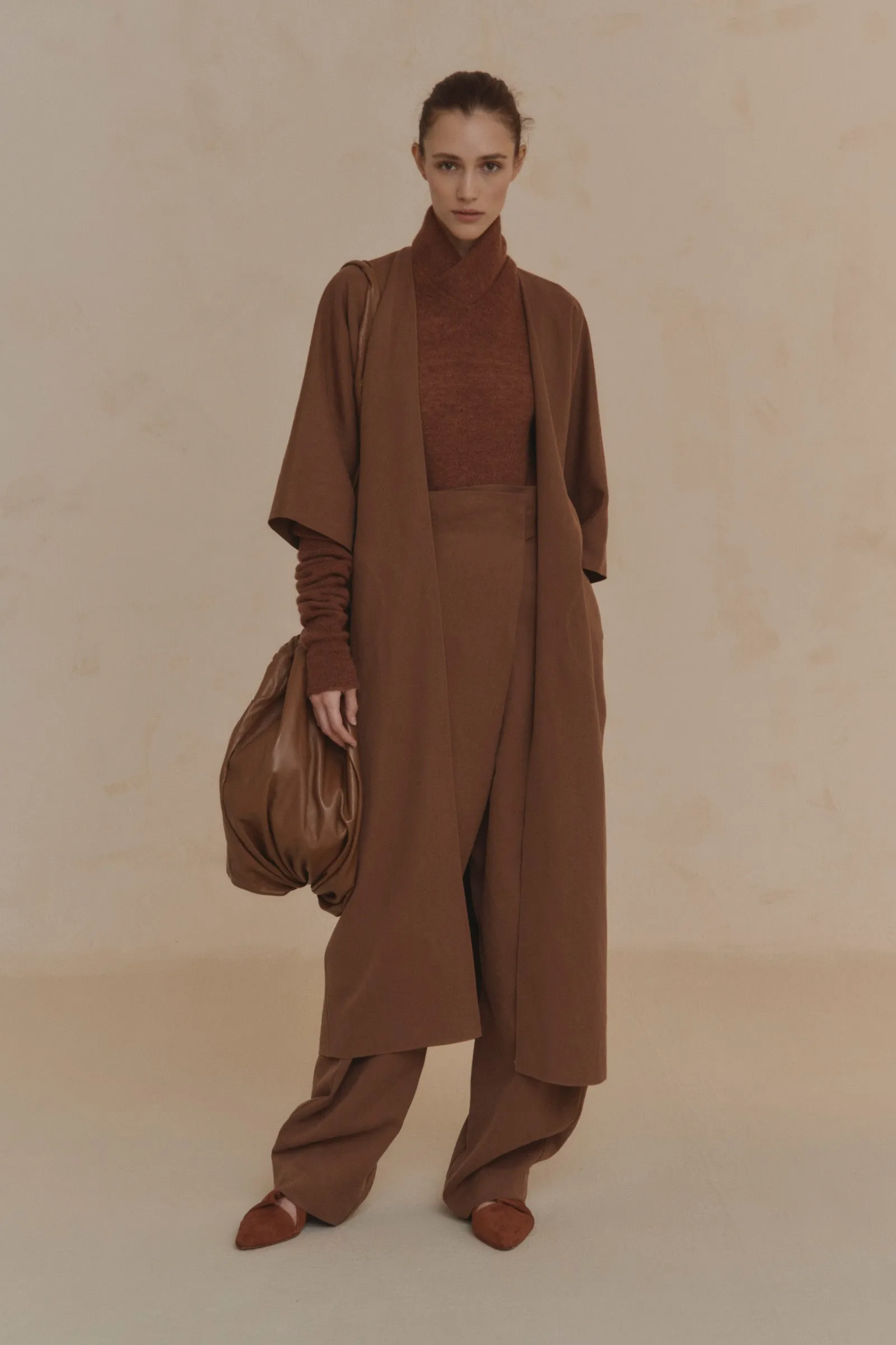 Culta, abrigo largo oversize henna sold by Cortana product image thumbnail 2