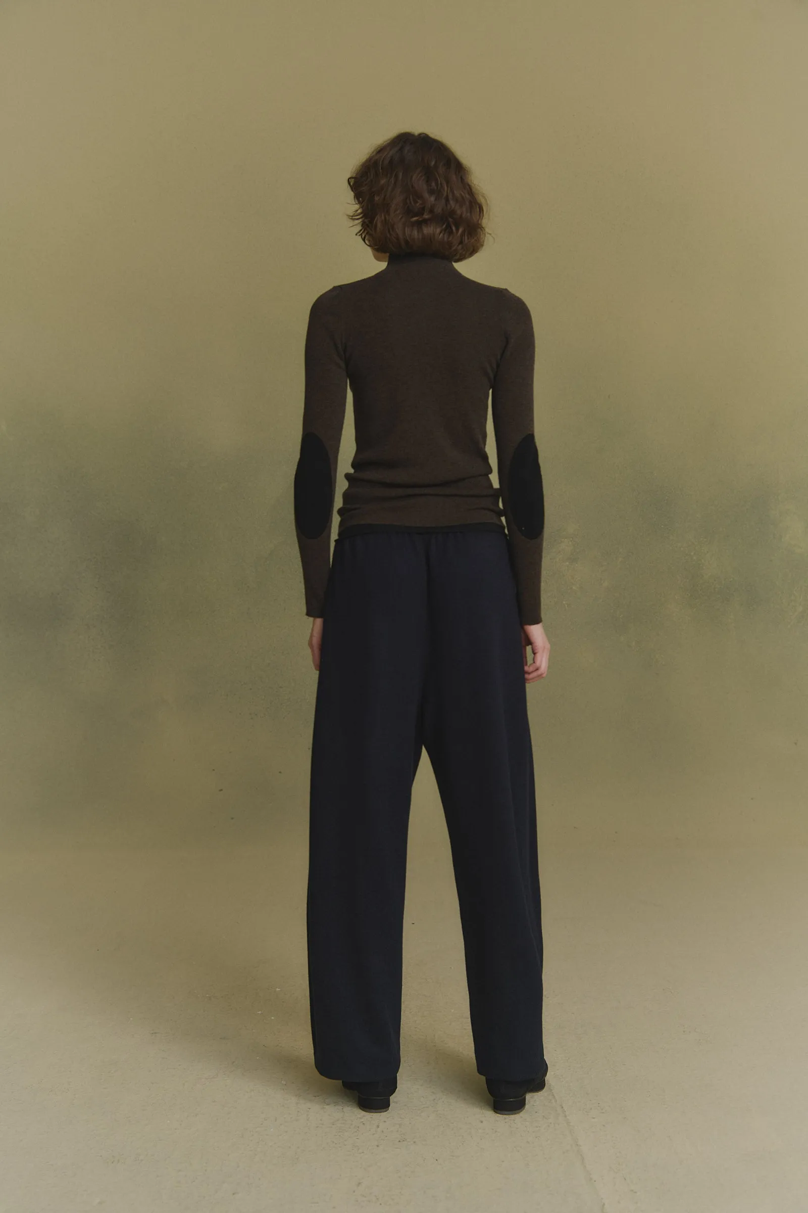 Cano, jersey de punto cuello alto marron y negro sold by Cortana product image thumbnail 5