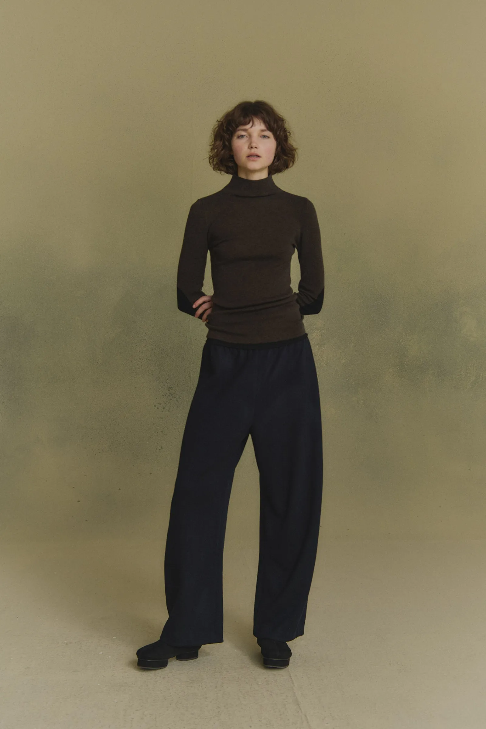 Cano, jersey de punto cuello alto marron y negro sold by Cortana product image thumbnail 2