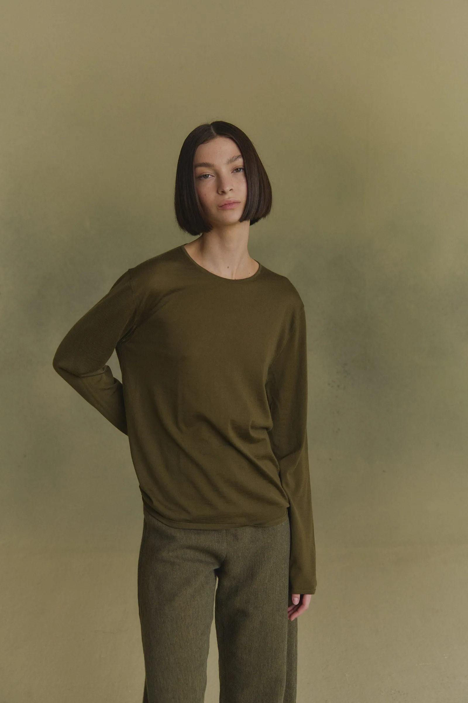 Fio, jersey de punto cachemir kaki sold by Cortana product image thumbnail 2