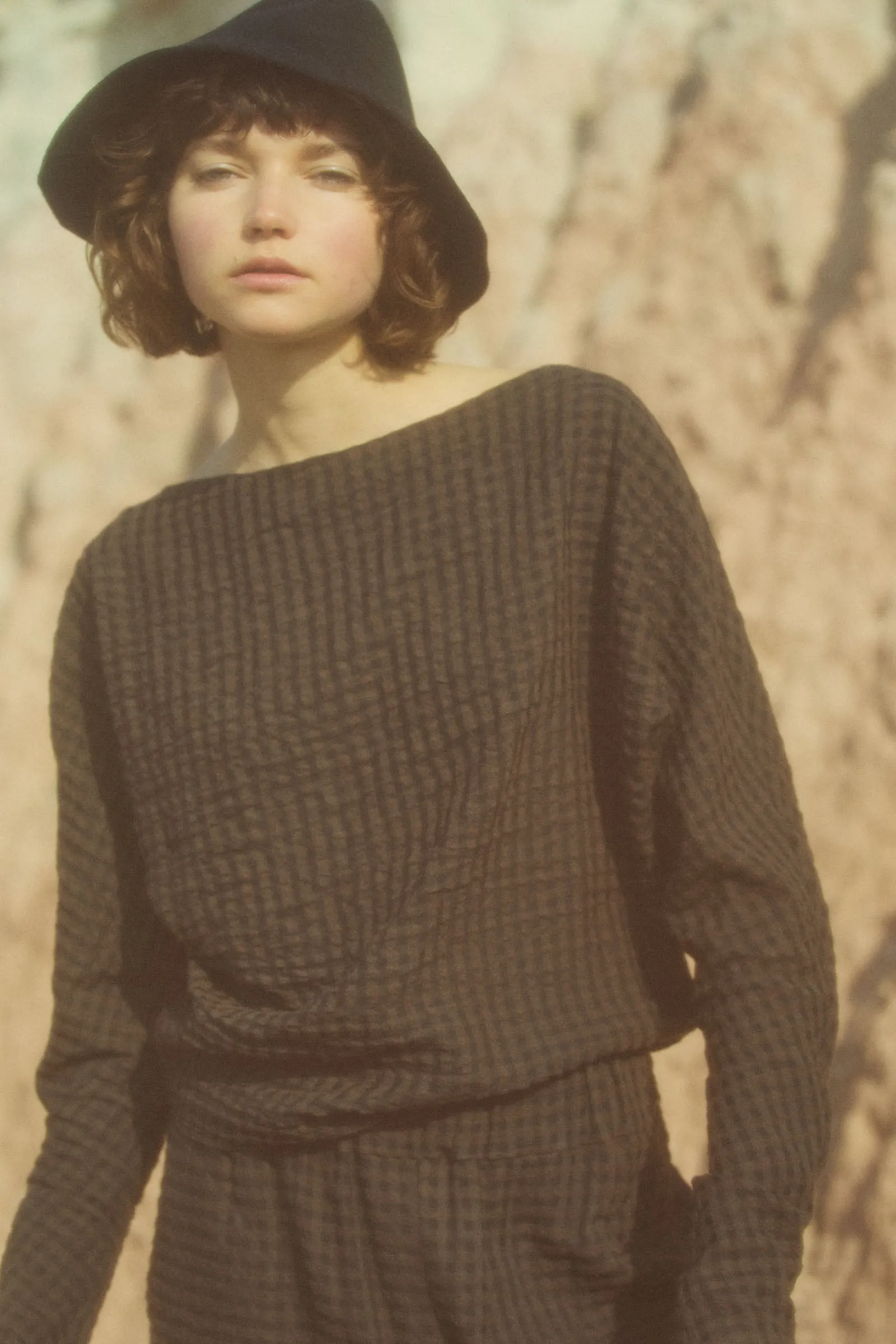 Bravo, top a cuadros jacquard oscuro sold by Cortana product image thumbnail 4