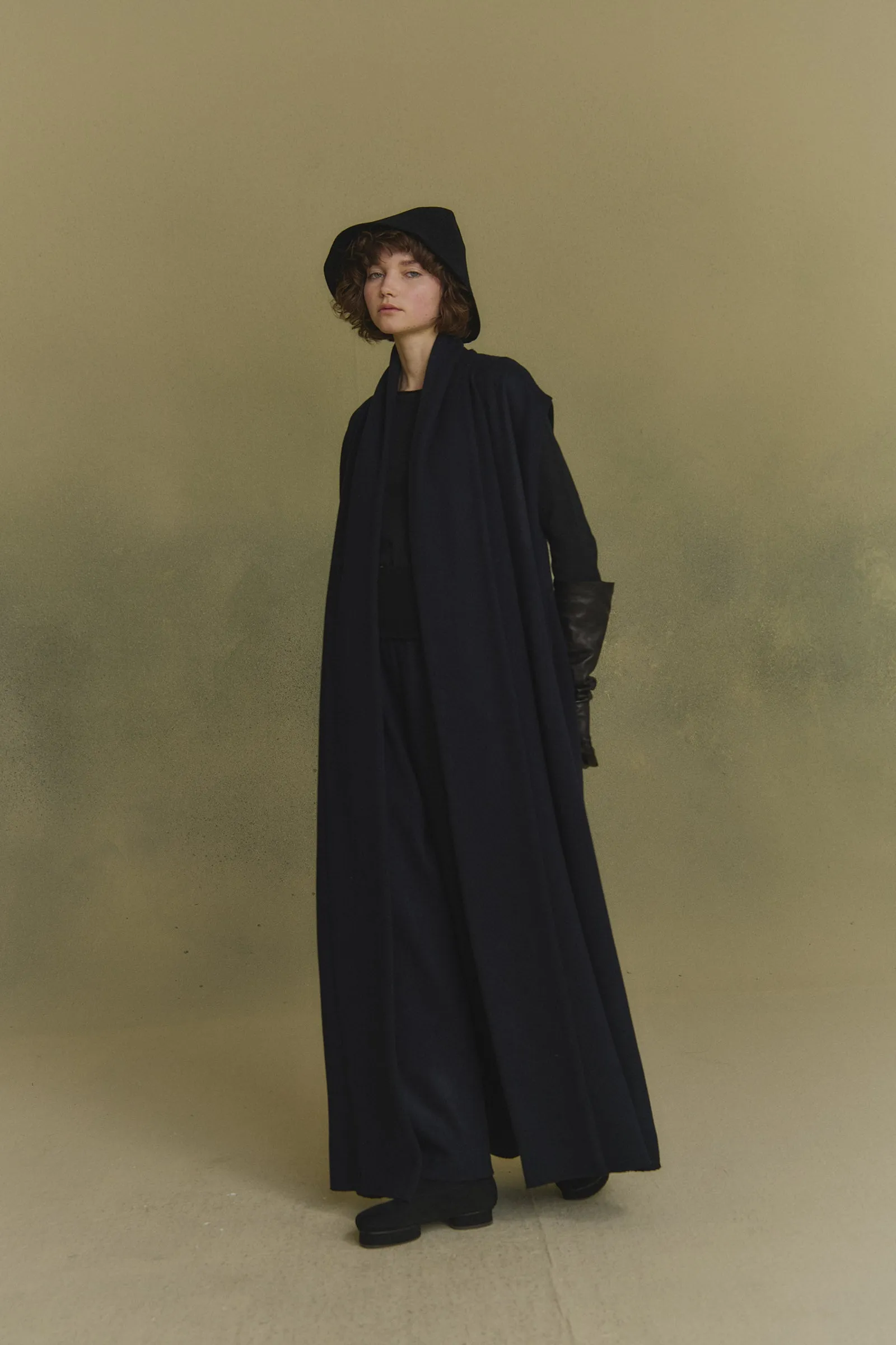 Avalon, abrigo de cachemir azul oscuro sold by Cortana product image thumbnail 3