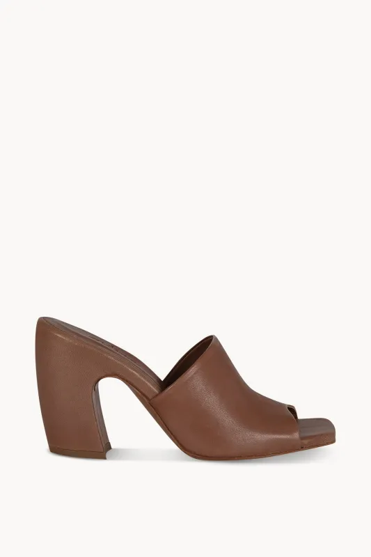 Janis, mules de piel mocha beige sold by Cortana