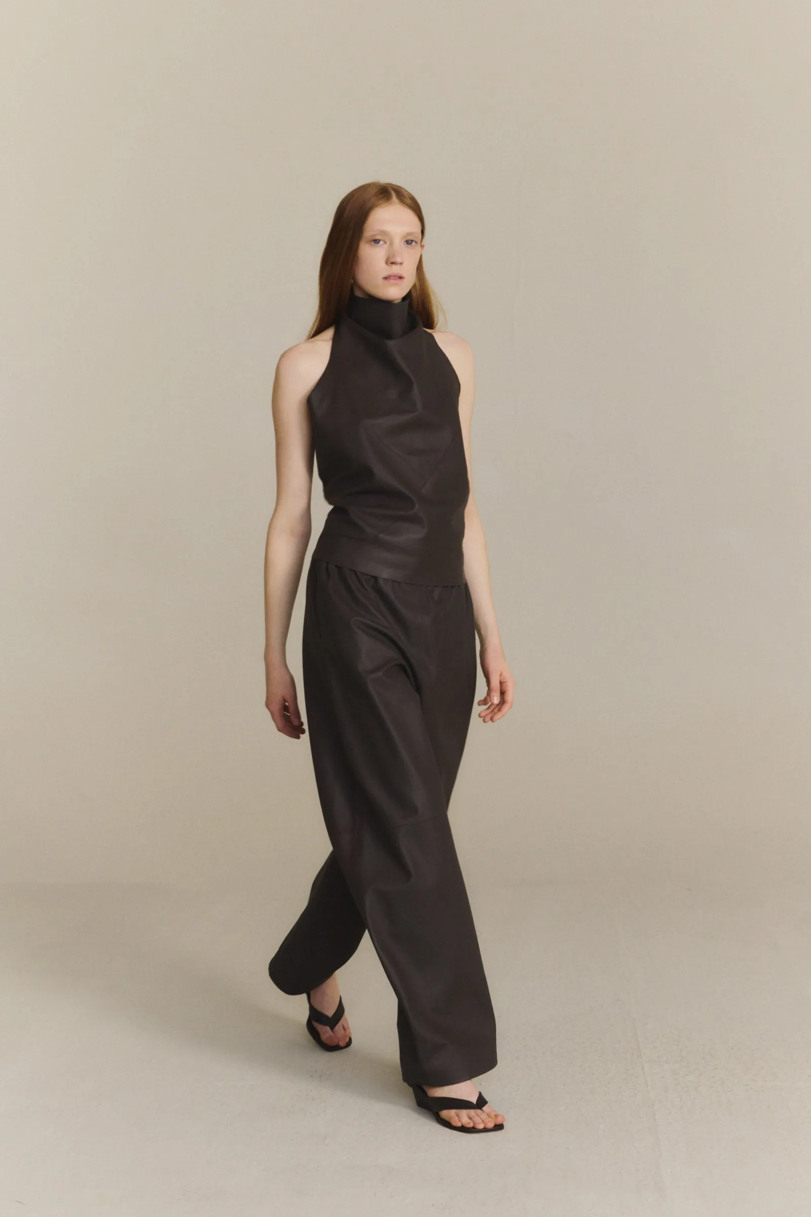 Rocco, pantalon de piel marron oscuro sold by Cortana product image thumbnail 5