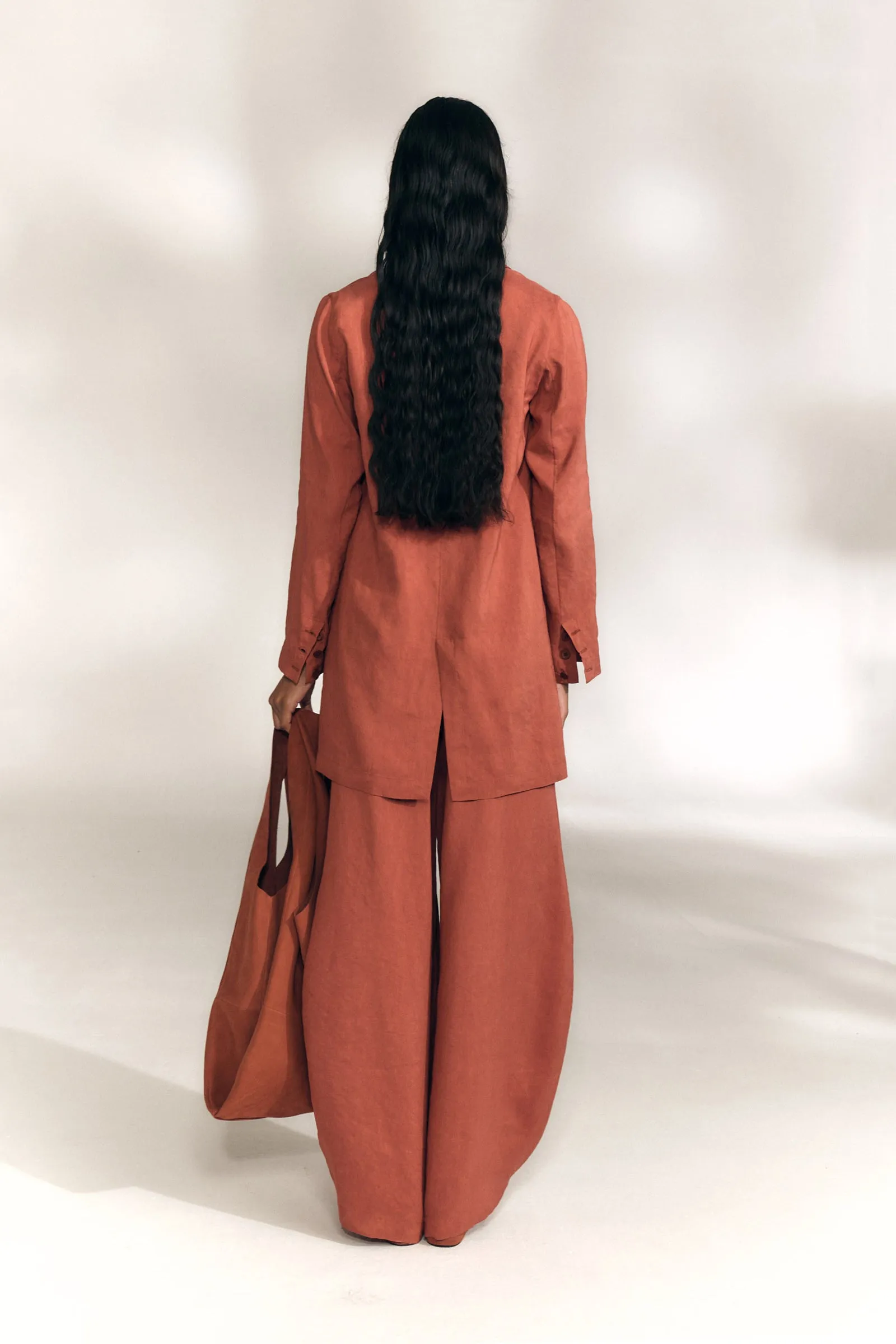 Elena, chaqueta oversize cayena sold by Cortana product image thumbnail 5