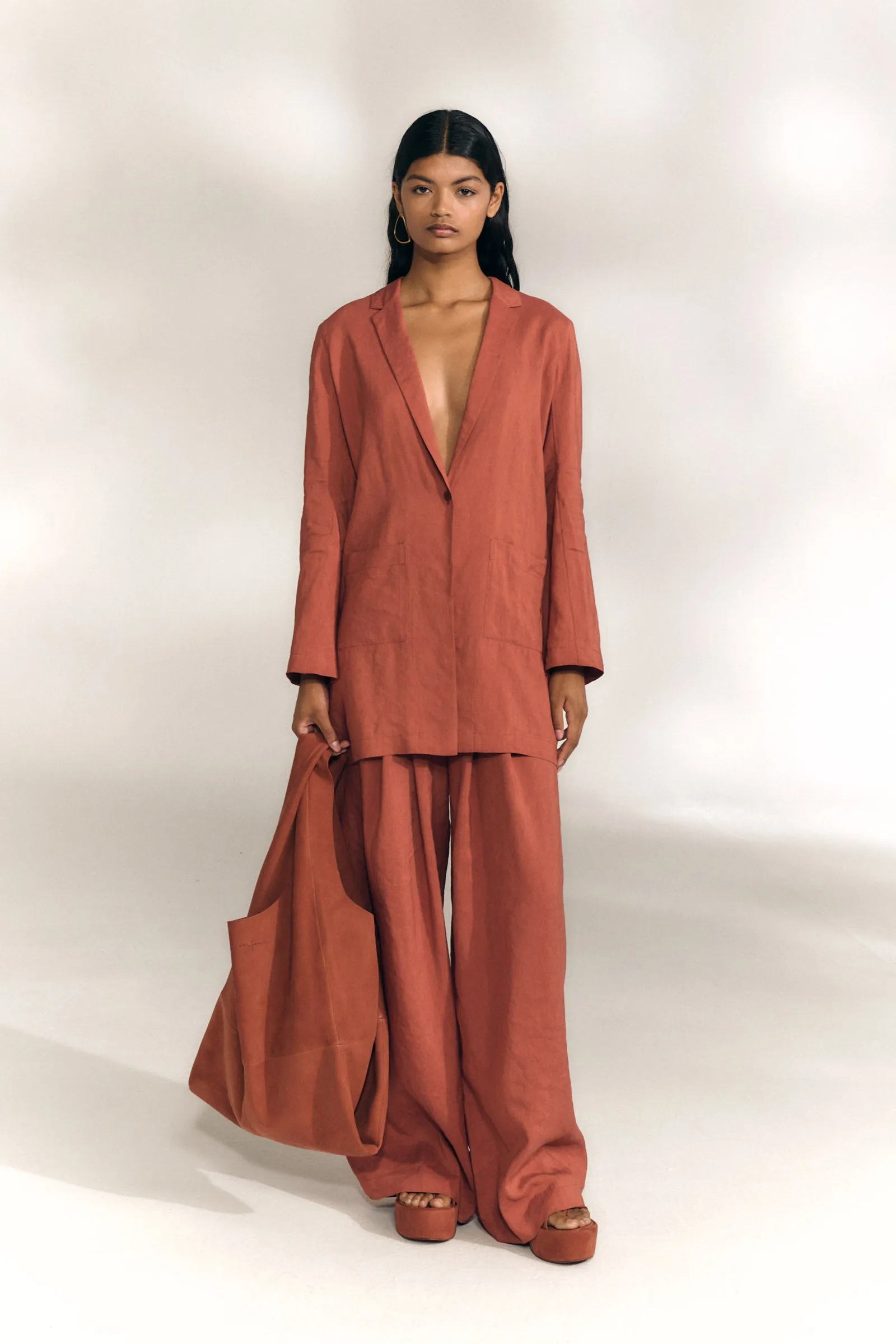 Elena, chaqueta oversize cayena sold by Cortana product image thumbnail 2