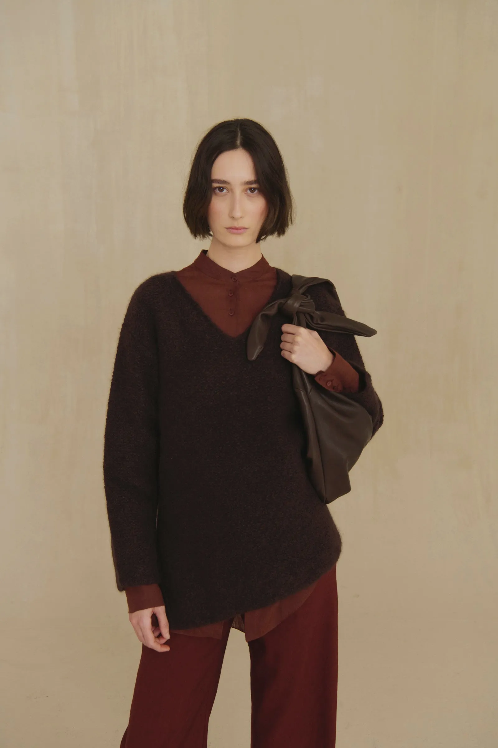 Yara, jersey de cachemir y seda marron burdeos sold by Cortana product image thumbnail 2