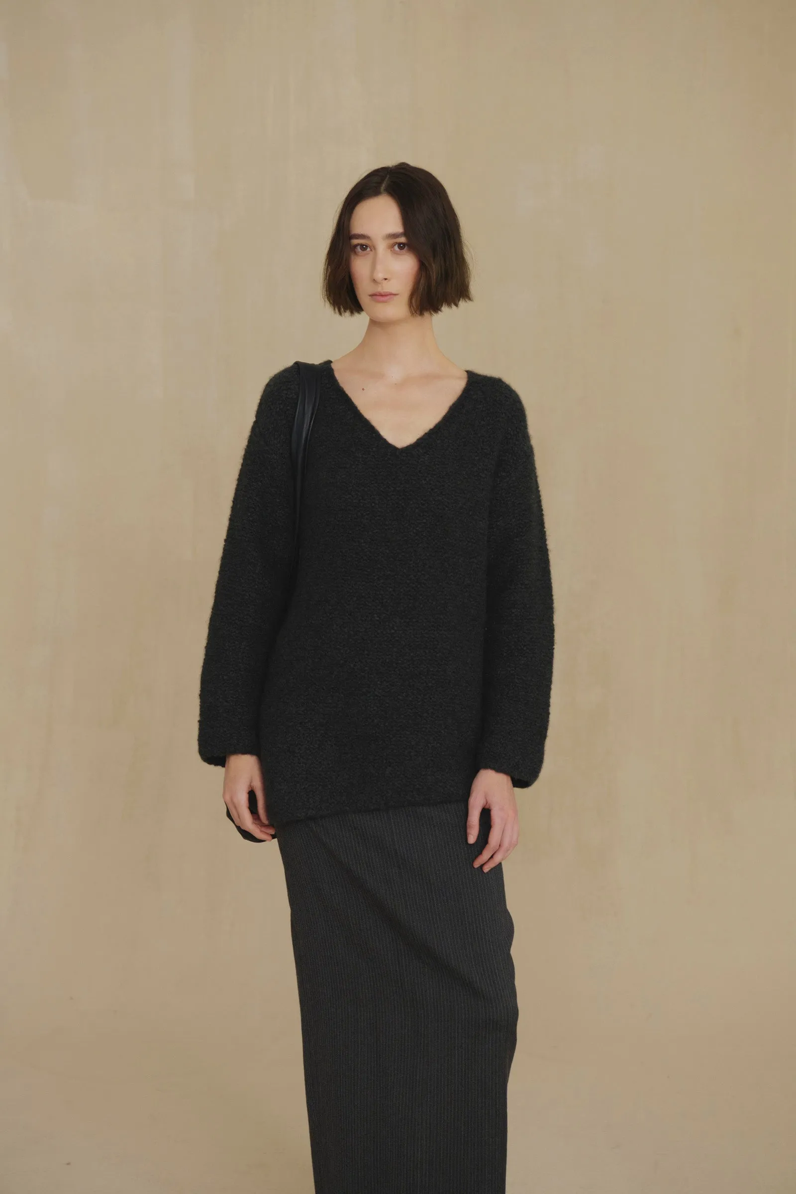Yara, jersey de cachemir y seda azul noche sold by Cortana product image thumbnail 3