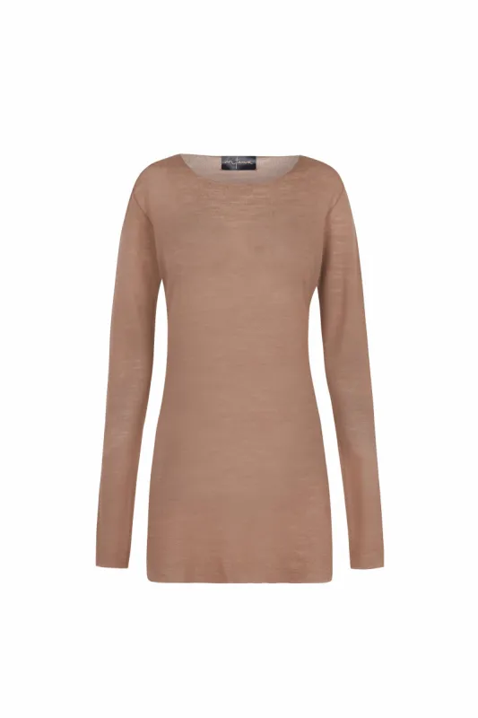 Jen, top en lana virgen dune sold by Cortana