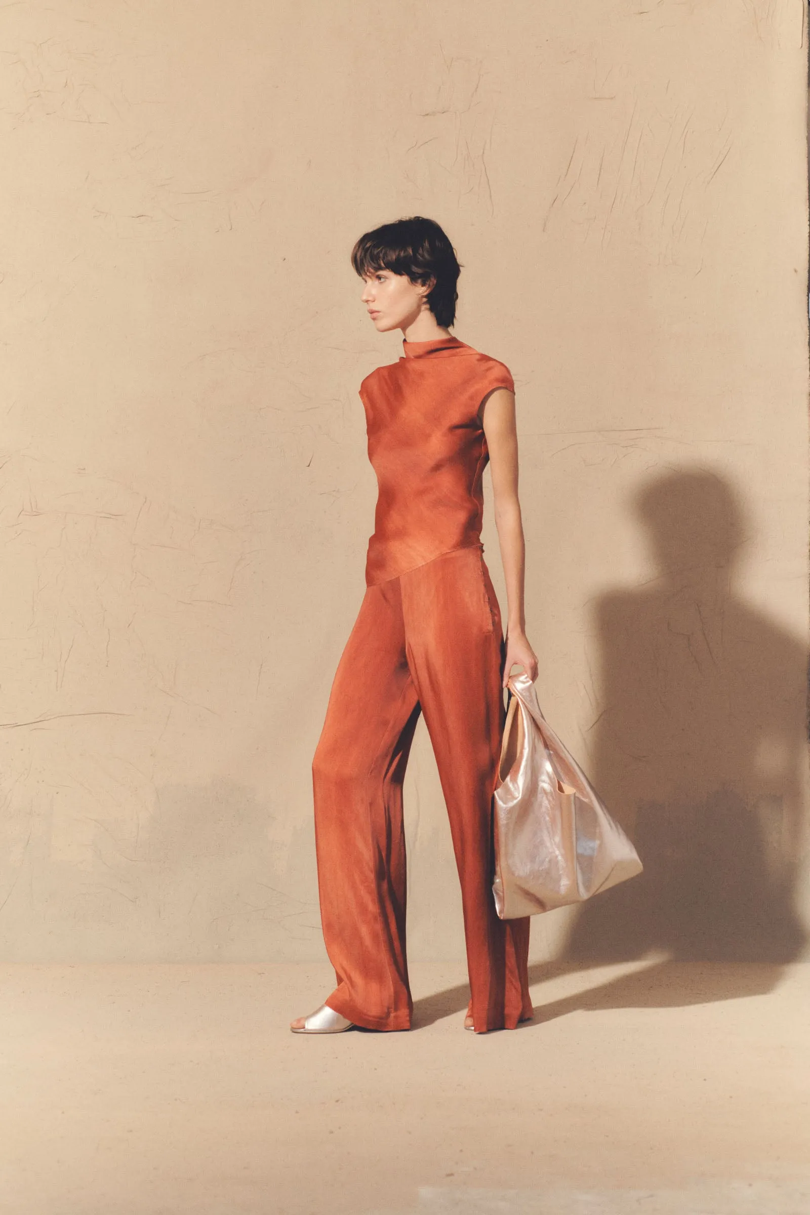 Lava, pantalón rojo maltinto sold by Cortana product image thumbnail 4