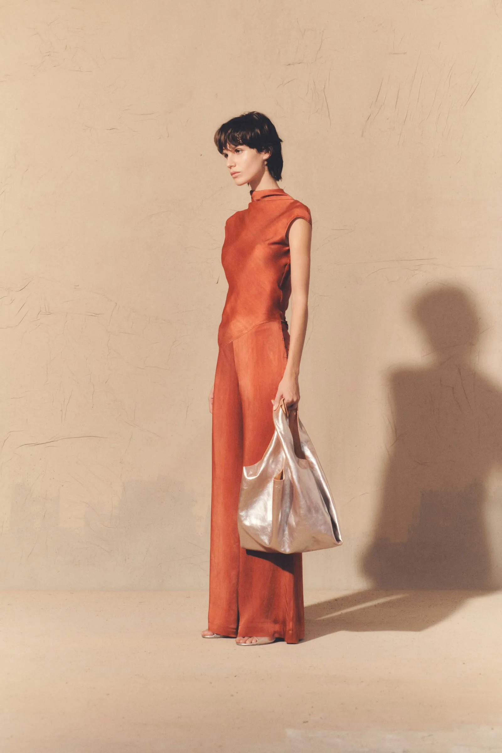 Lava, pantalón rojo maltinto sold by Cortana product image thumbnail 2