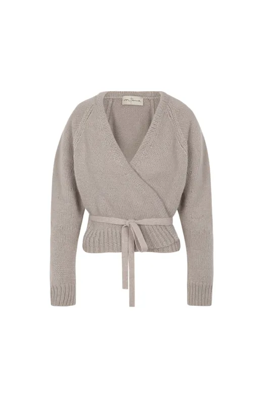 Gather, chaqueta beige en punto de alpaca lana merino y seda sold by Cortana